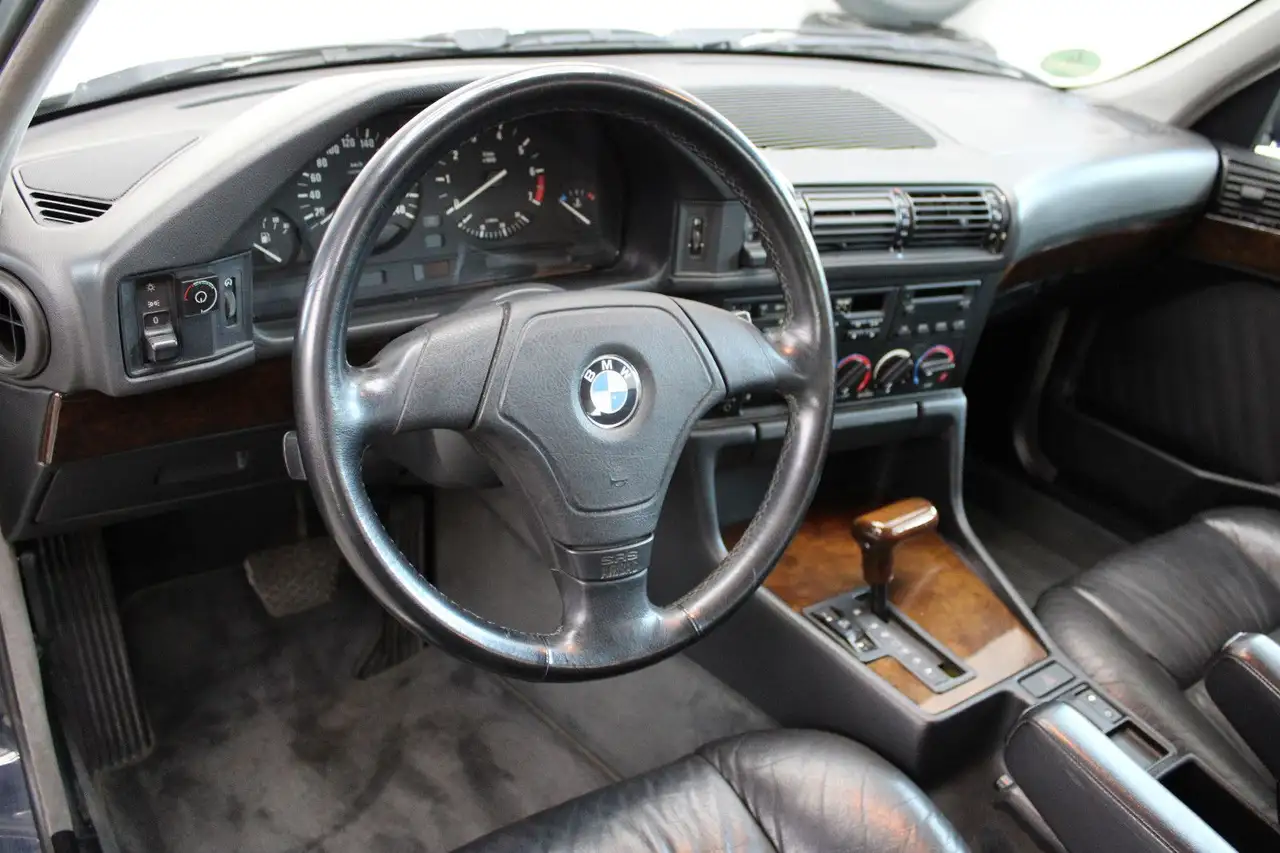 BMW 520 i+H-KENNZEICHEN+LEDER+LPG+AUTOMATIK+, foto 8