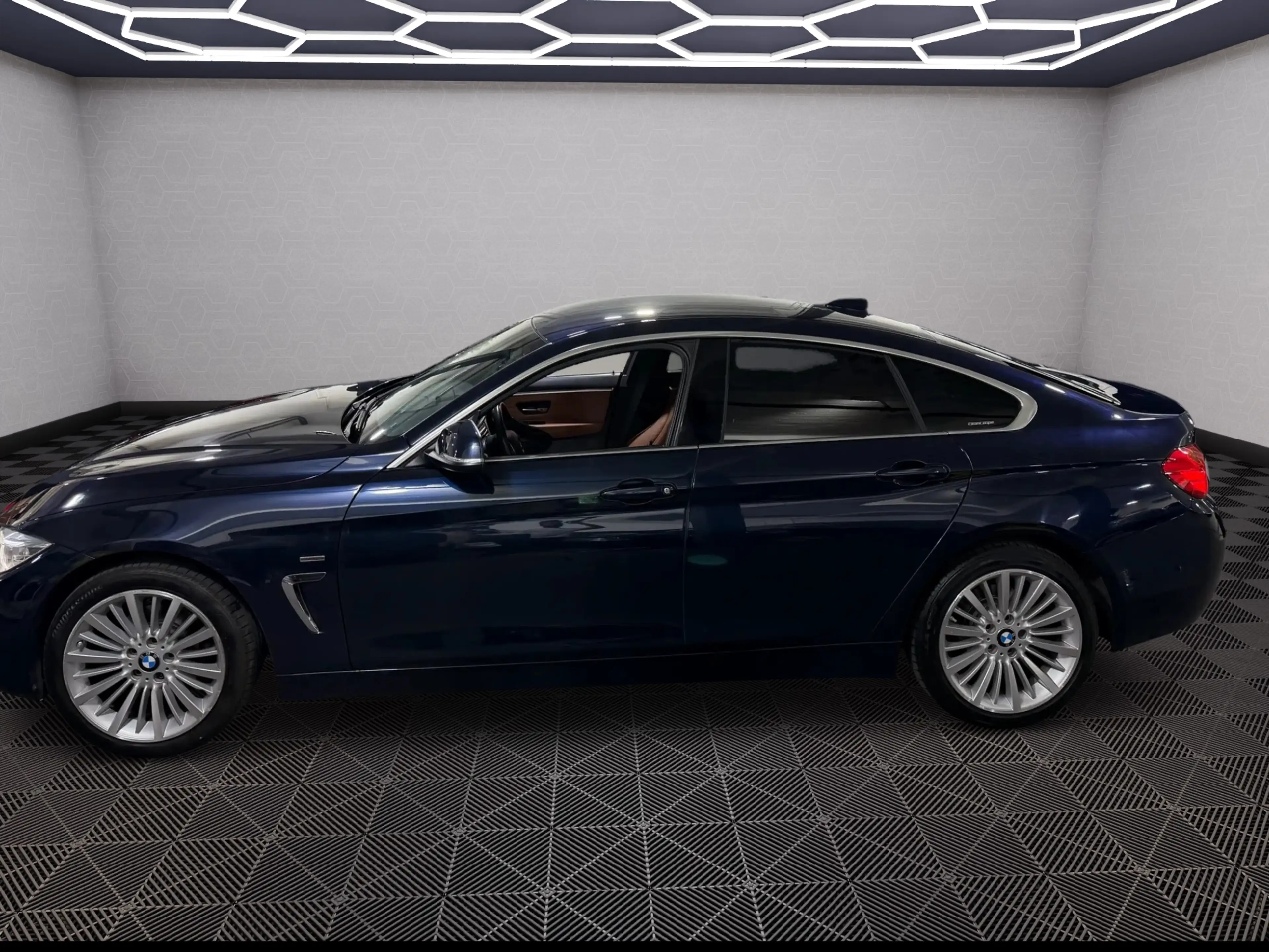 BMW 418 Gran Coupé 418 dA — photo 2