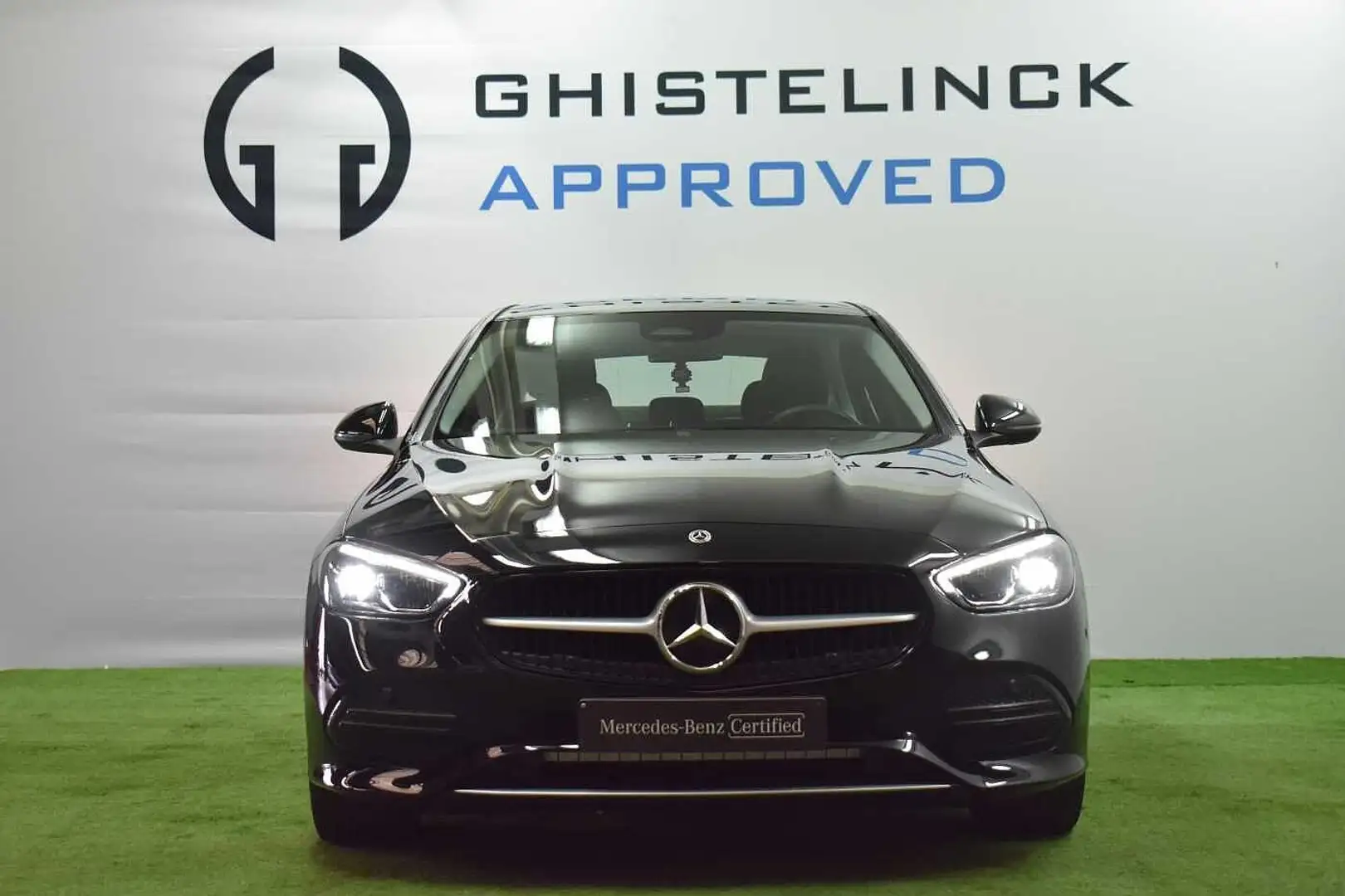 Mercedes-Benz C 180 Limousine Zwart - 2