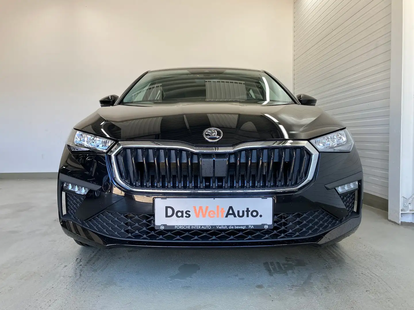 Skoda Scala Essence TSI Schwarz - 2