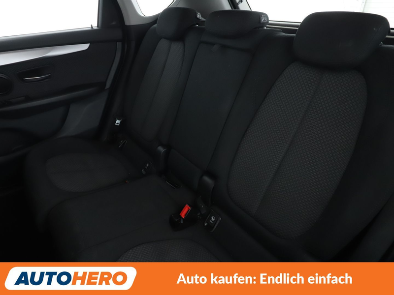 BMW 218 218i Active Tourer Advantage Aut.*NAVI*CAM*TEMPO* — photo 14