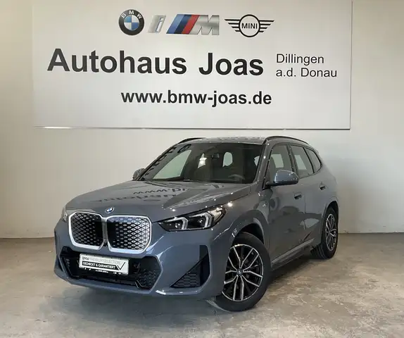 BMW Ix1 main image