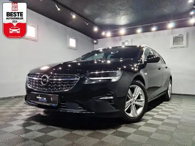 Opel Insignia main image
