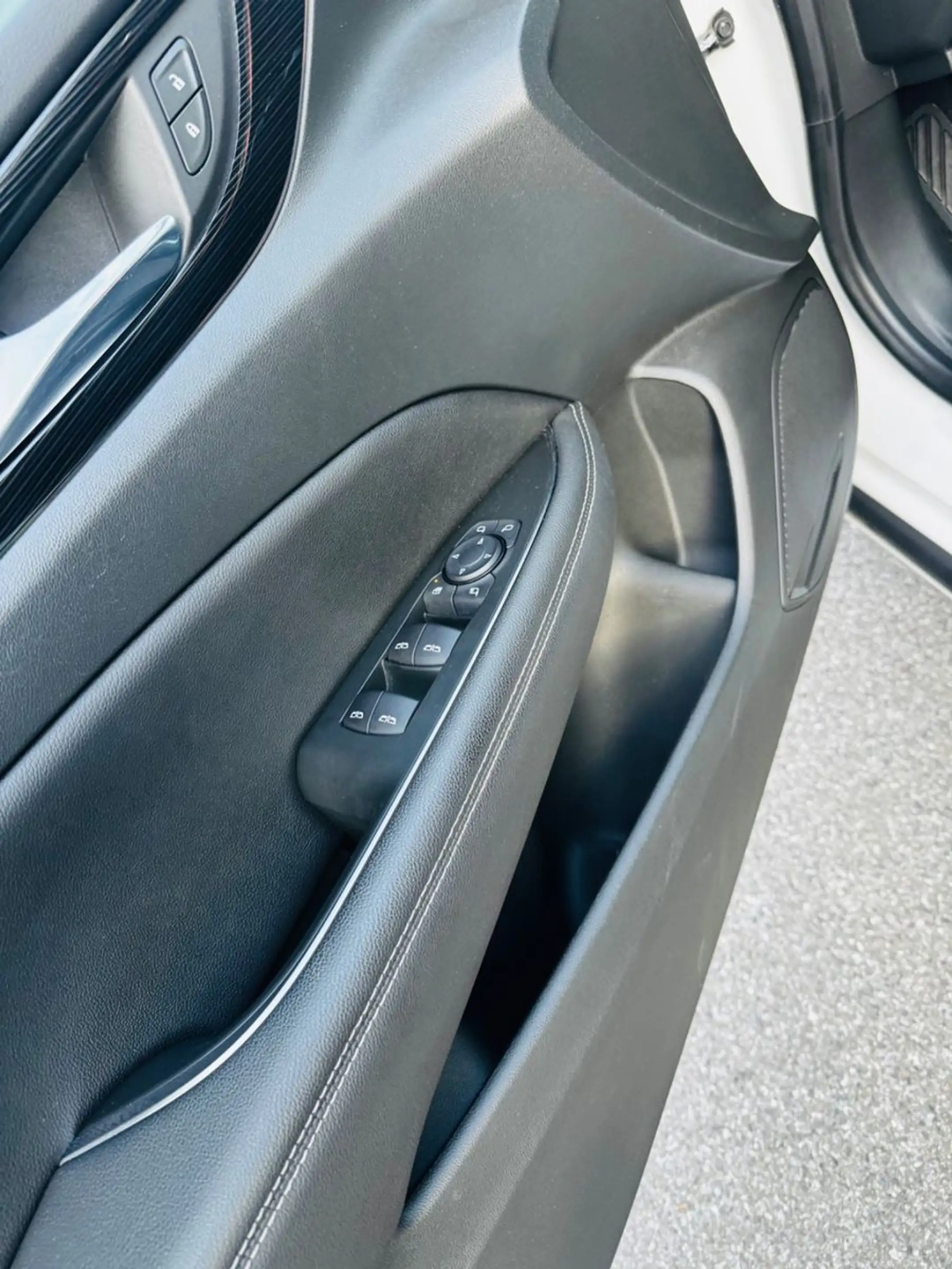 Opel Insignia B Grand Sport Innovation — photo 12