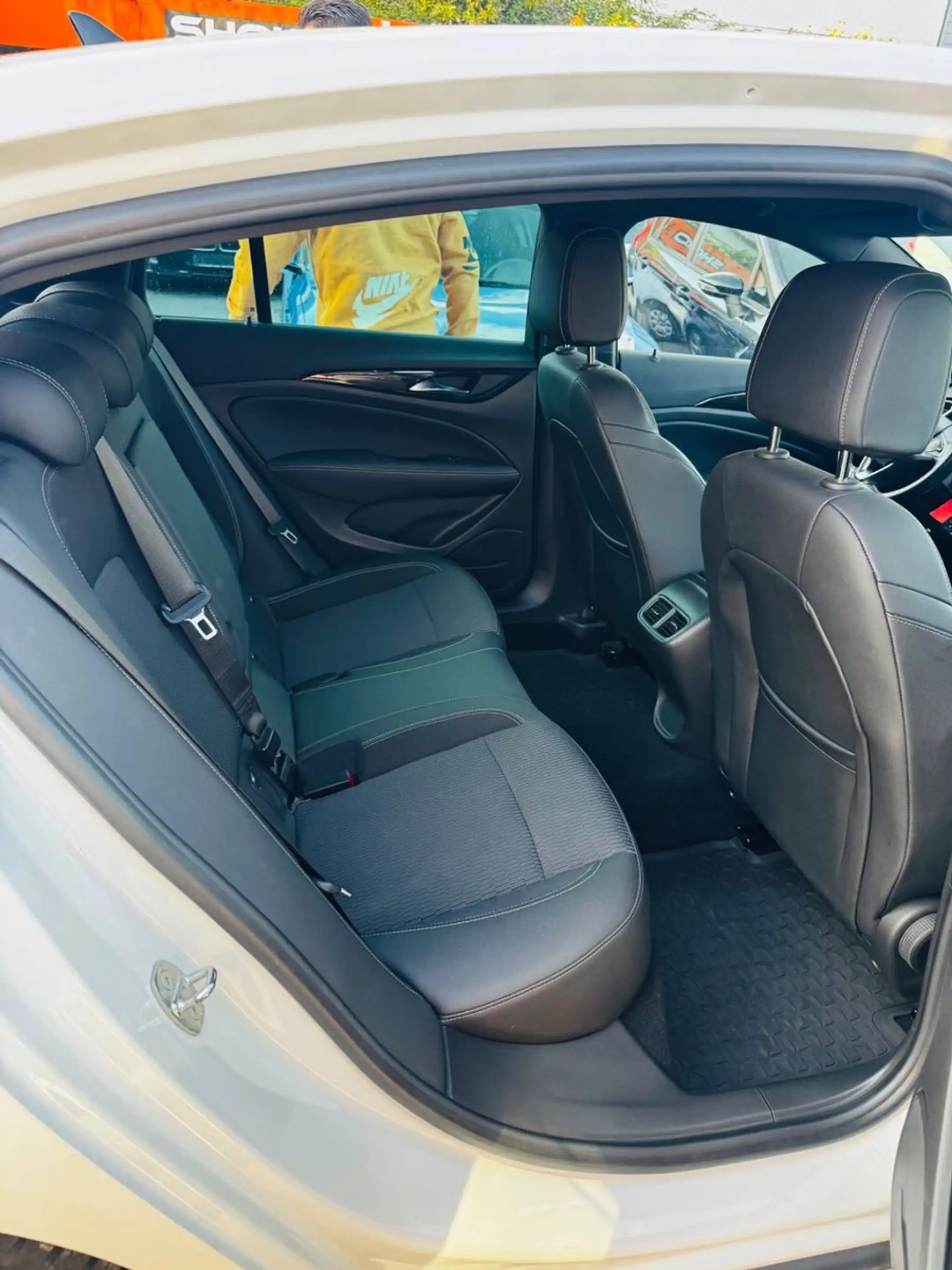 Opel Insignia B Grand Sport Innovation — photo 13