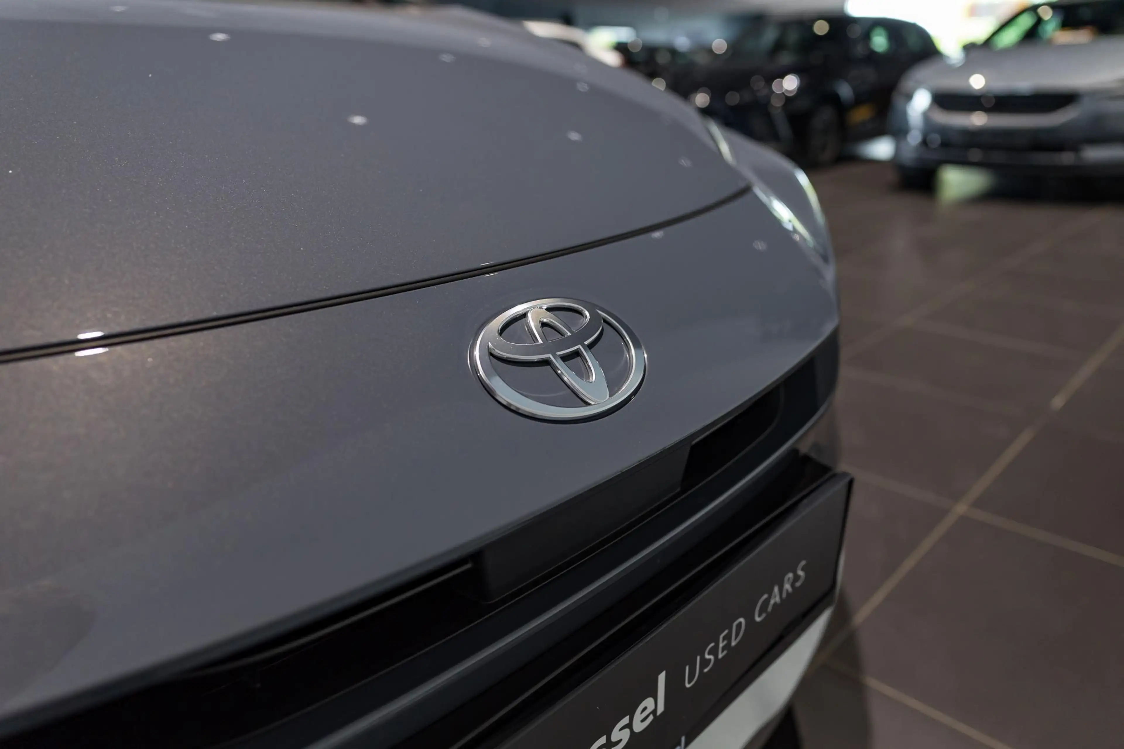 Toyota Prius 2.0 PHEV 164kW Premium Plus e-CVT Camera | Panodak — photo 8