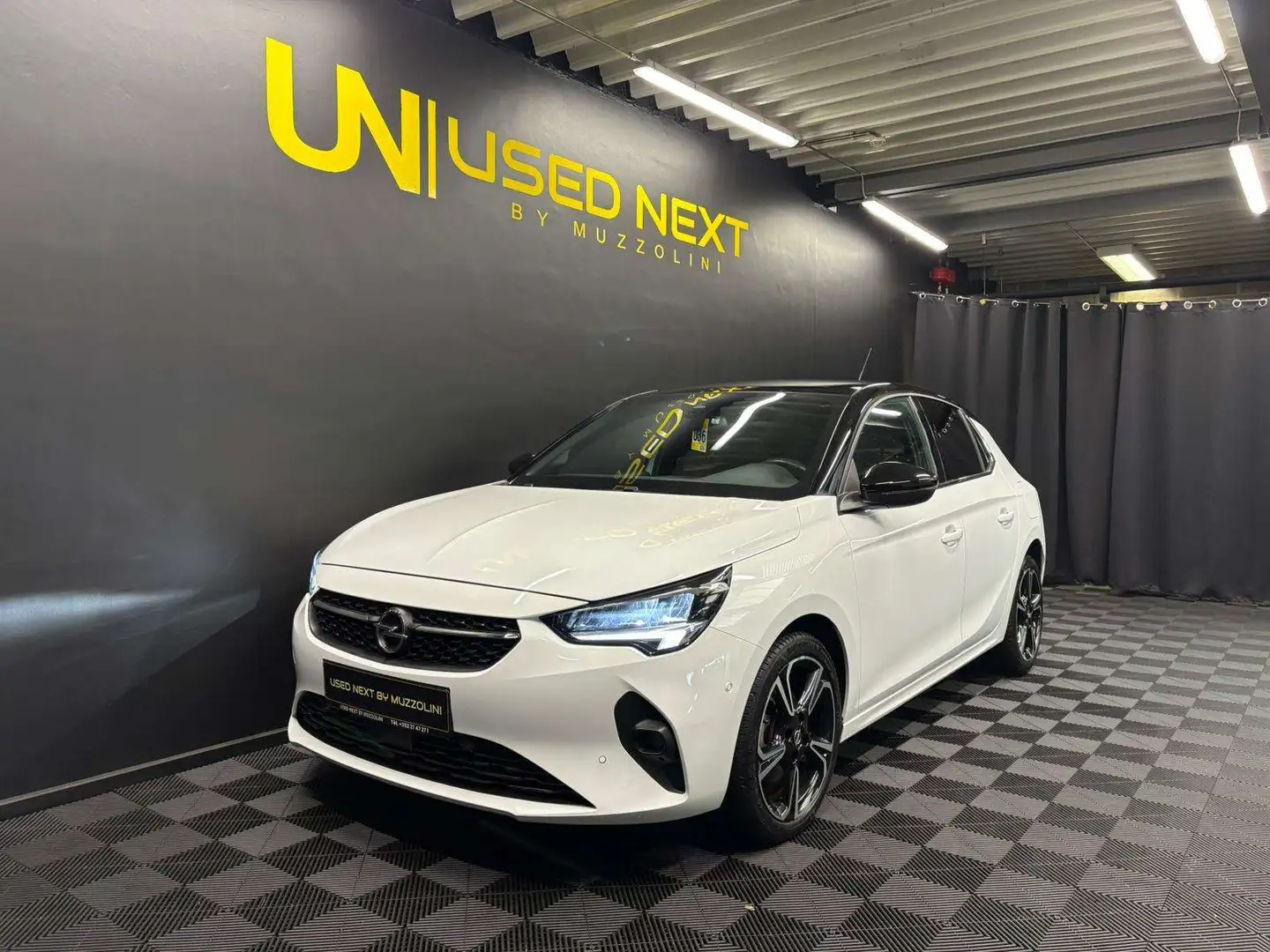 Opel Corsa TURBO Sport 1.2 100cv Man6 / Toit Panoramique -... Blanc - 1