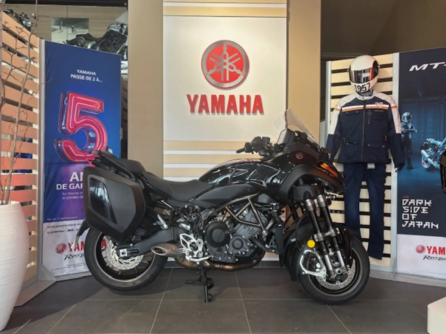 Yamaha Niken - 1