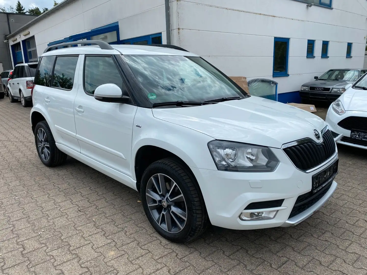 Skoda Yeti Drive 4x4 Blanc - 2