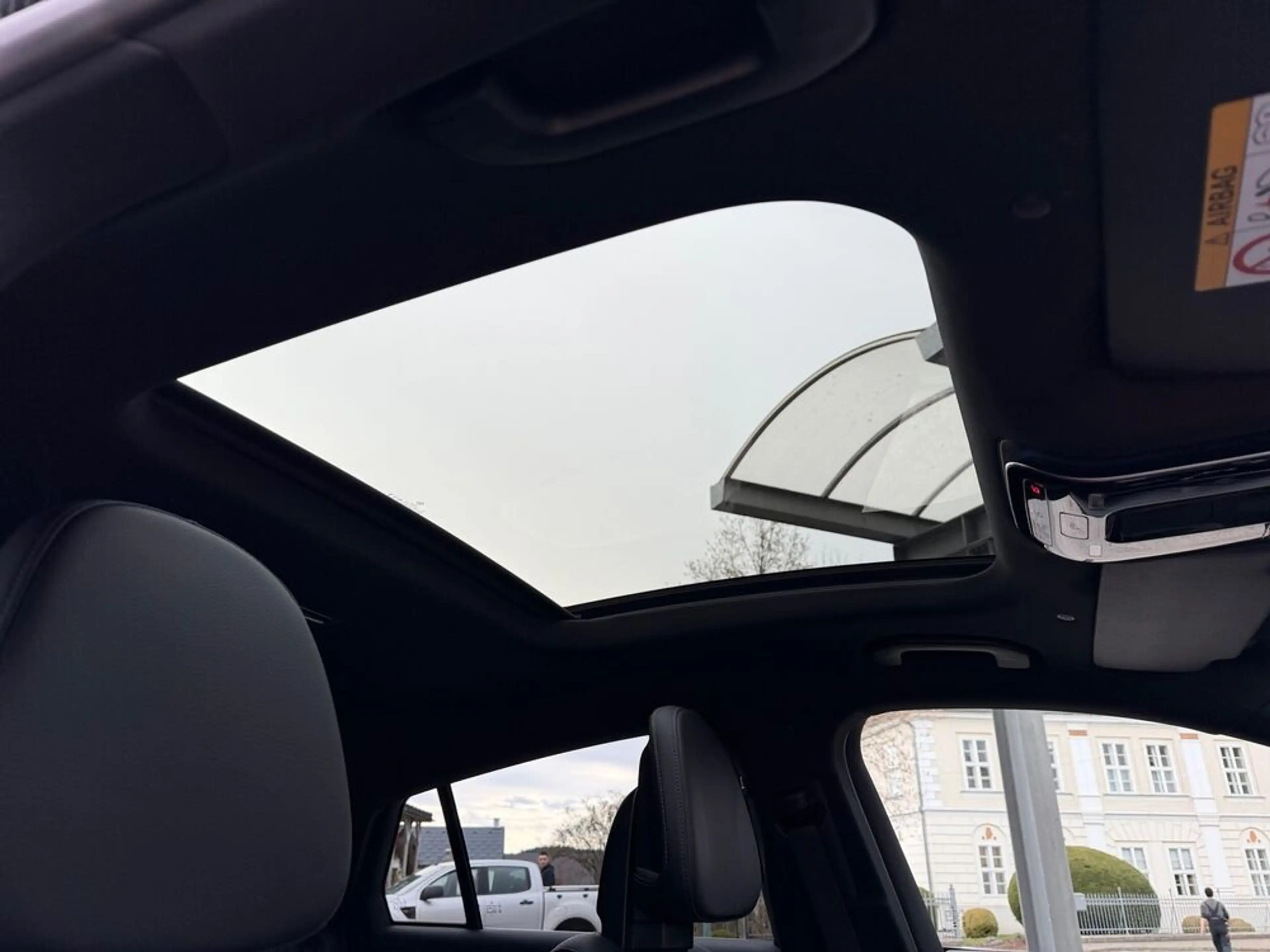 Mercedes-Benz GLC 300 de 4M | NP: 95.515€ | AMG | Night | Pano — photo 17