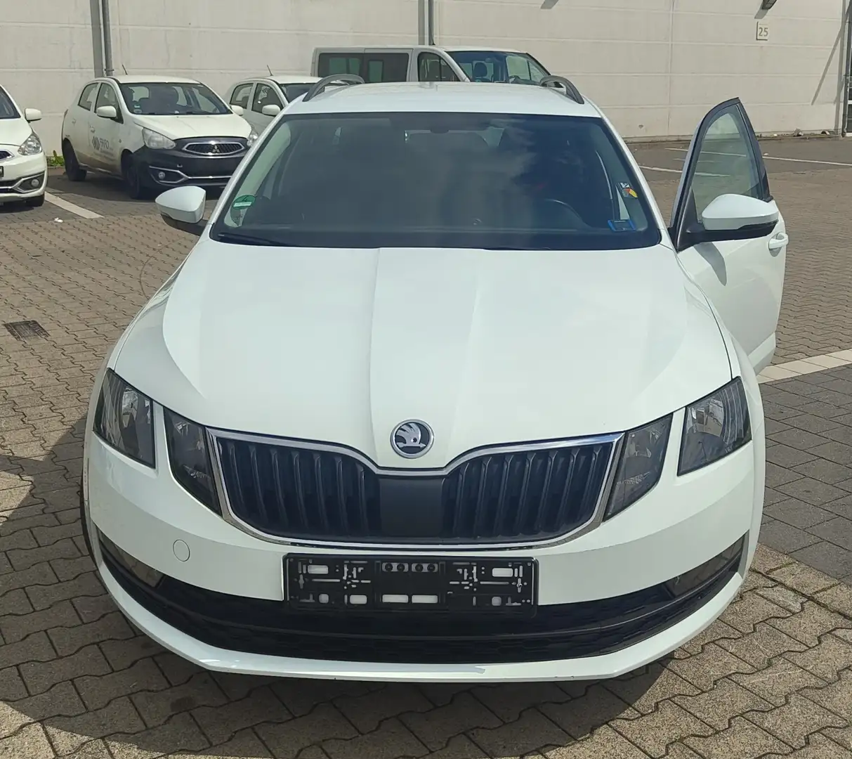 Skoda Octavia Combi 1.6 TDI Ambition - 1
