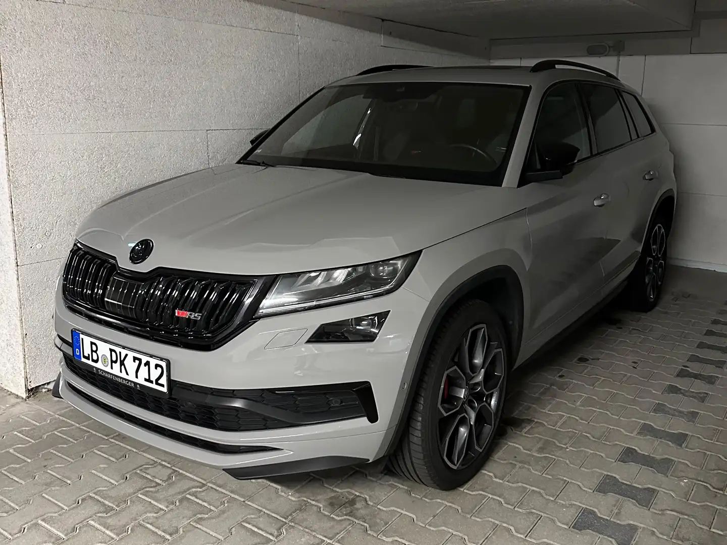 Skoda Kodiaq Kodiaq 2.0 Bi-TDI 4x4 DSG RS Grau - 1