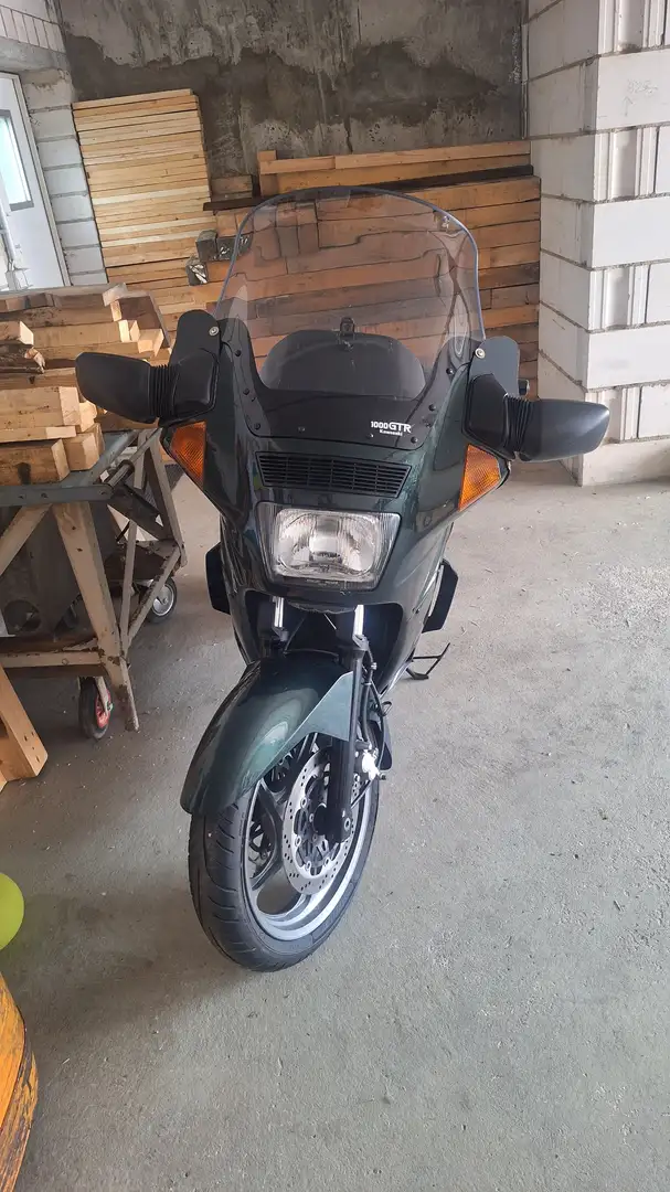 Kawasaki GTR 1000 - 1