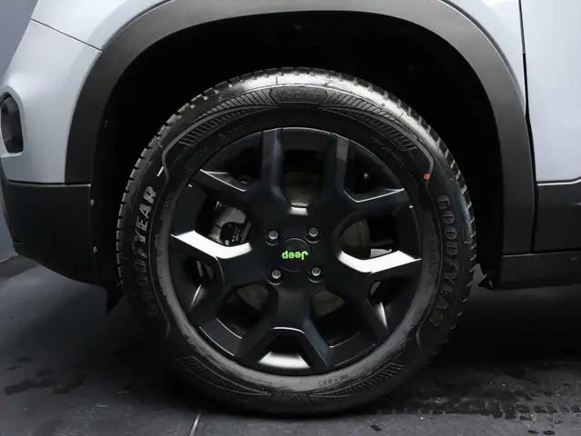 Jeep Avenger view 10