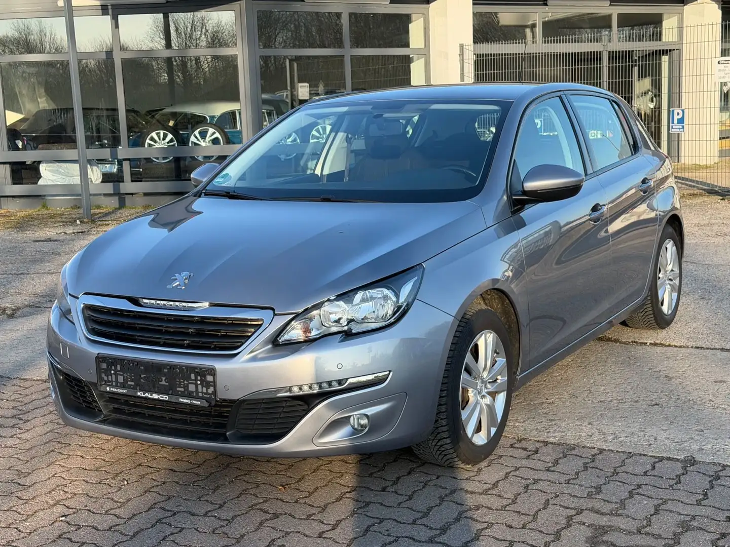 Peugeot 308 Active Zahnriemen Neu*Tüv*2.Hand*Allwetter* Grau - 1