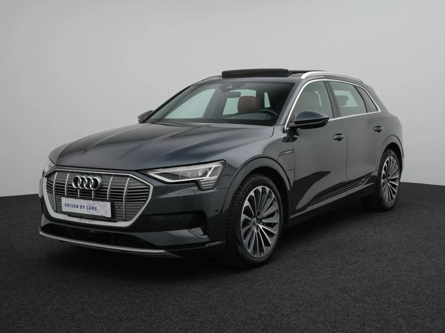 Audi e-tron 55 quattro,MATRIX,PANO,ACC,KAM,APP,AHK Gris - 2