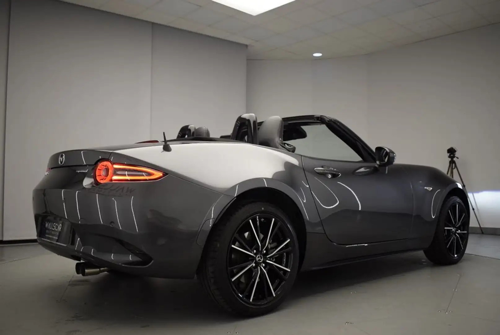 Mazda MX-5 2.0 SKYACTIV-G 135 kW MT Exclusive-Line Gris - 2