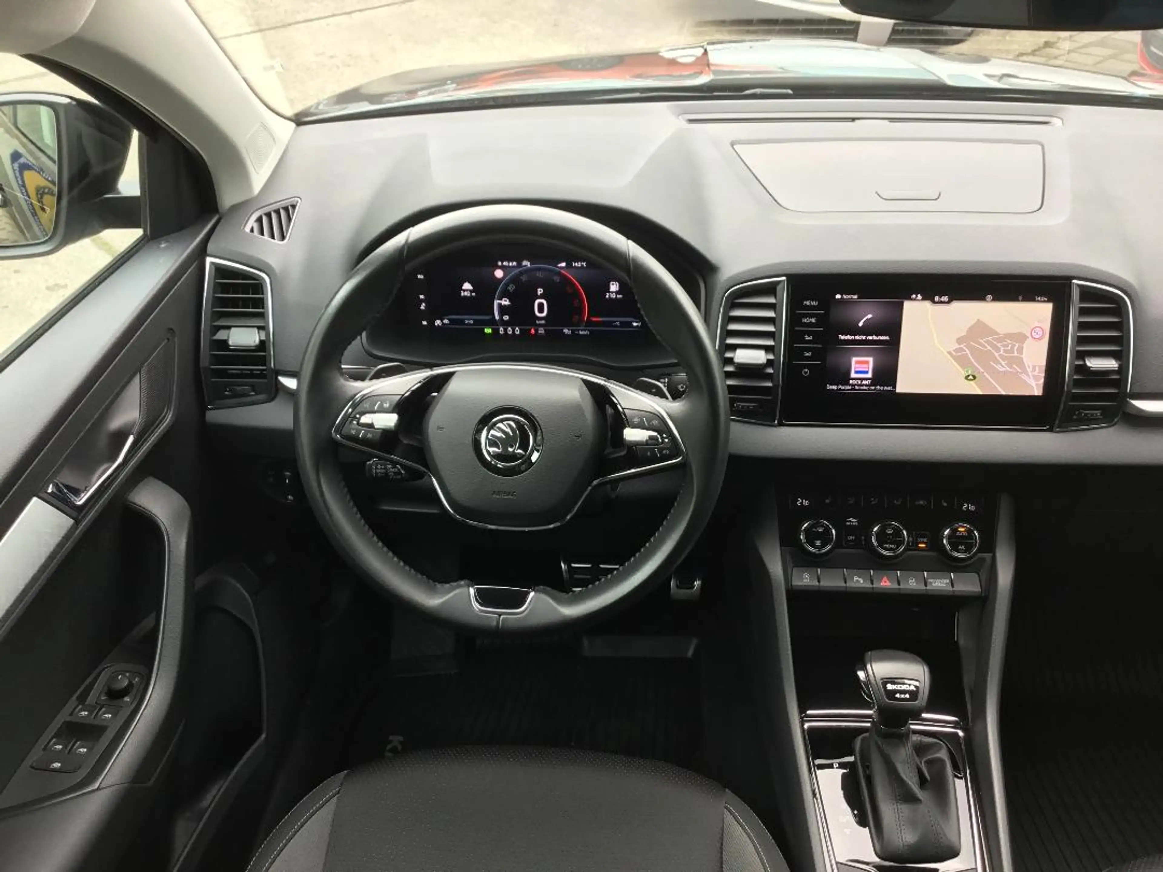 Skoda Karoq Ambition 17"LM 3AC+ Navi+ AHZV DCC 4SHzg — photo 5