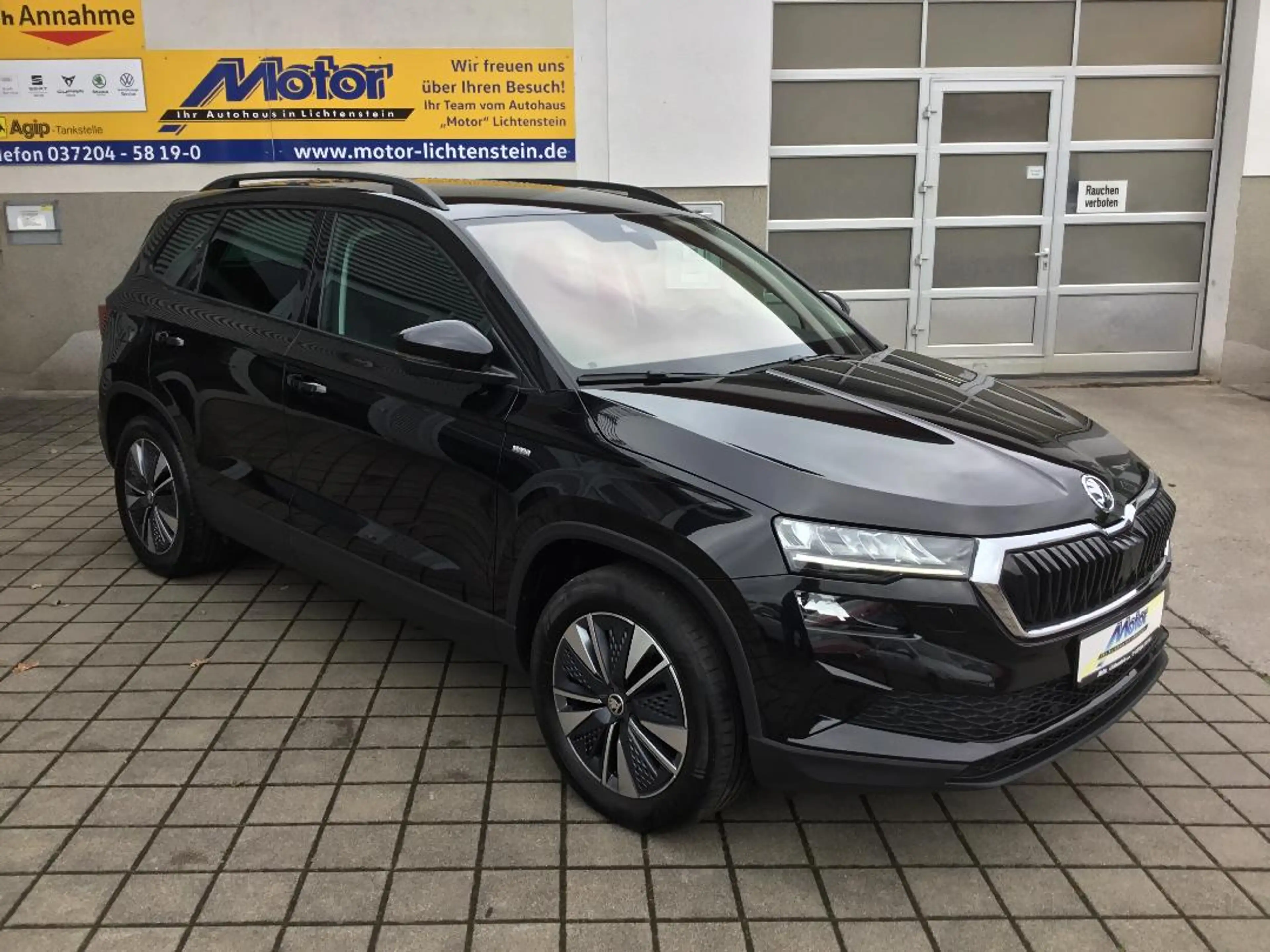 Skoda Karoq Ambition 17"LM 3AC+ Navi+ AHZV DCC 4SHzg