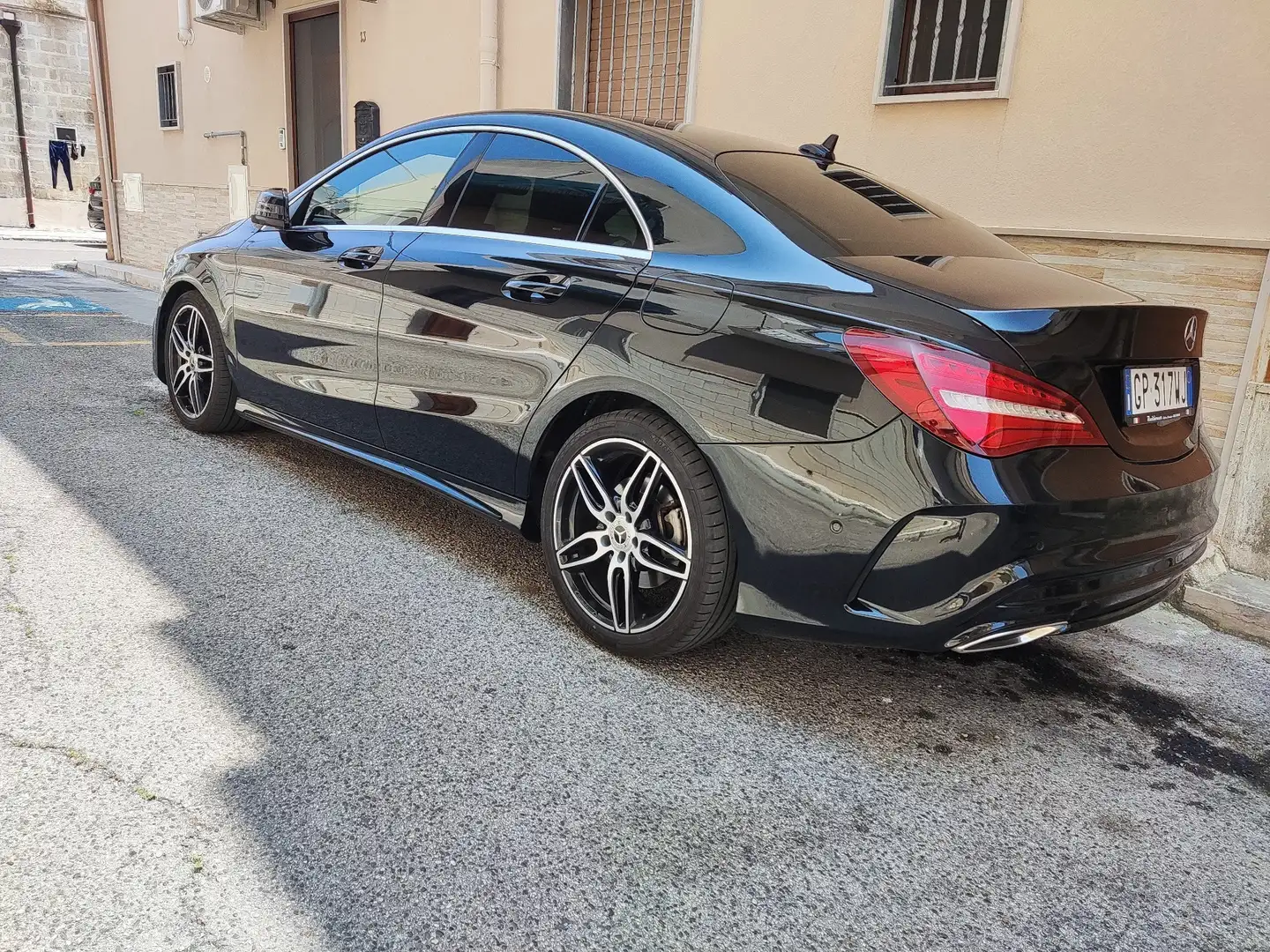 Mercedes-Benz CLA 180 d (cdi) Premium auto E6 - 1