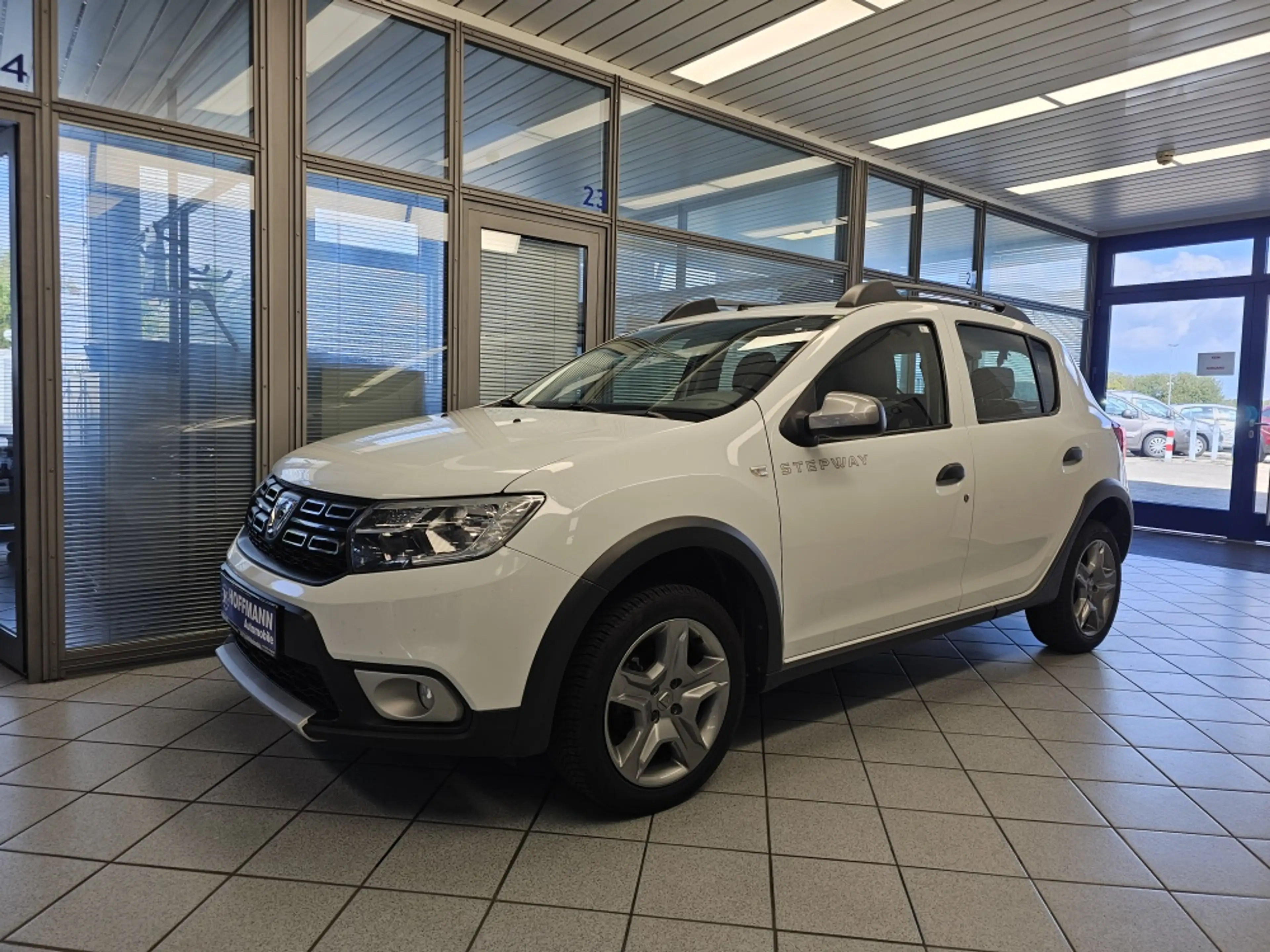 Dacia Sandero Stepway MKL an, Gewerblich oder Export — photo 2