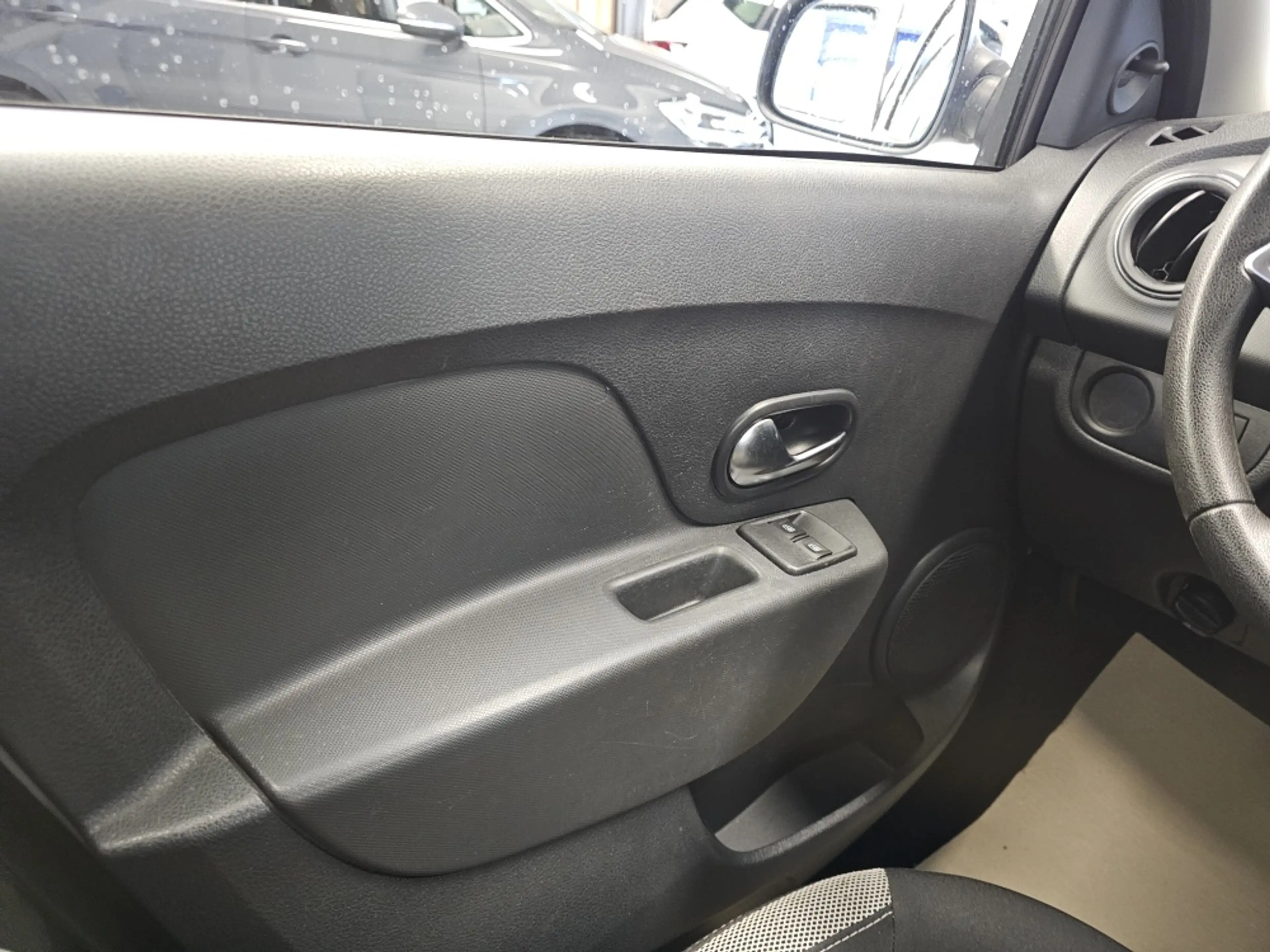 Dacia Sandero Stepway MKL an, Gewerblich oder Export — photo 10