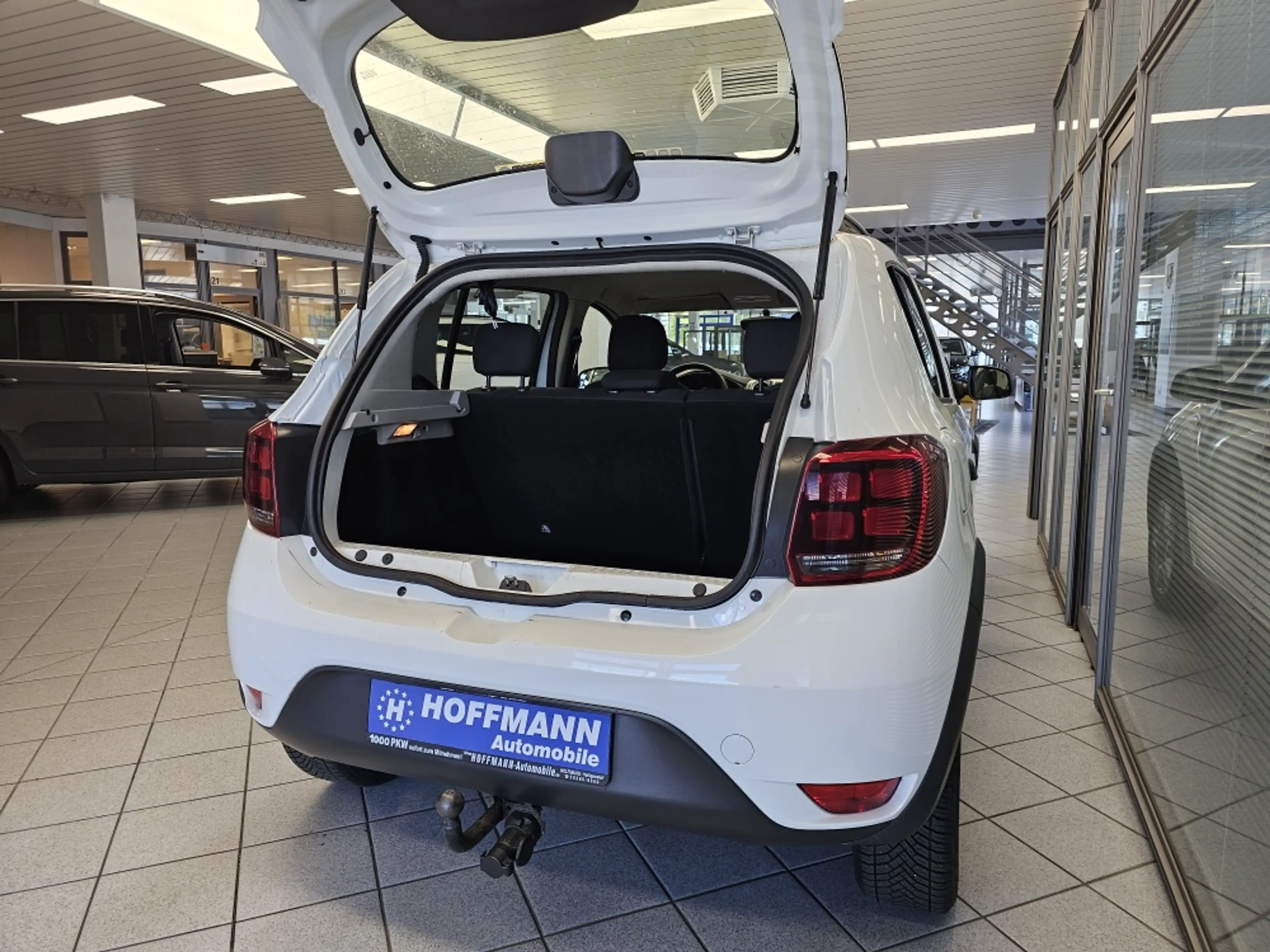 Dacia Sandero Stepway MKL an, Gewerblich oder Export — photo 3