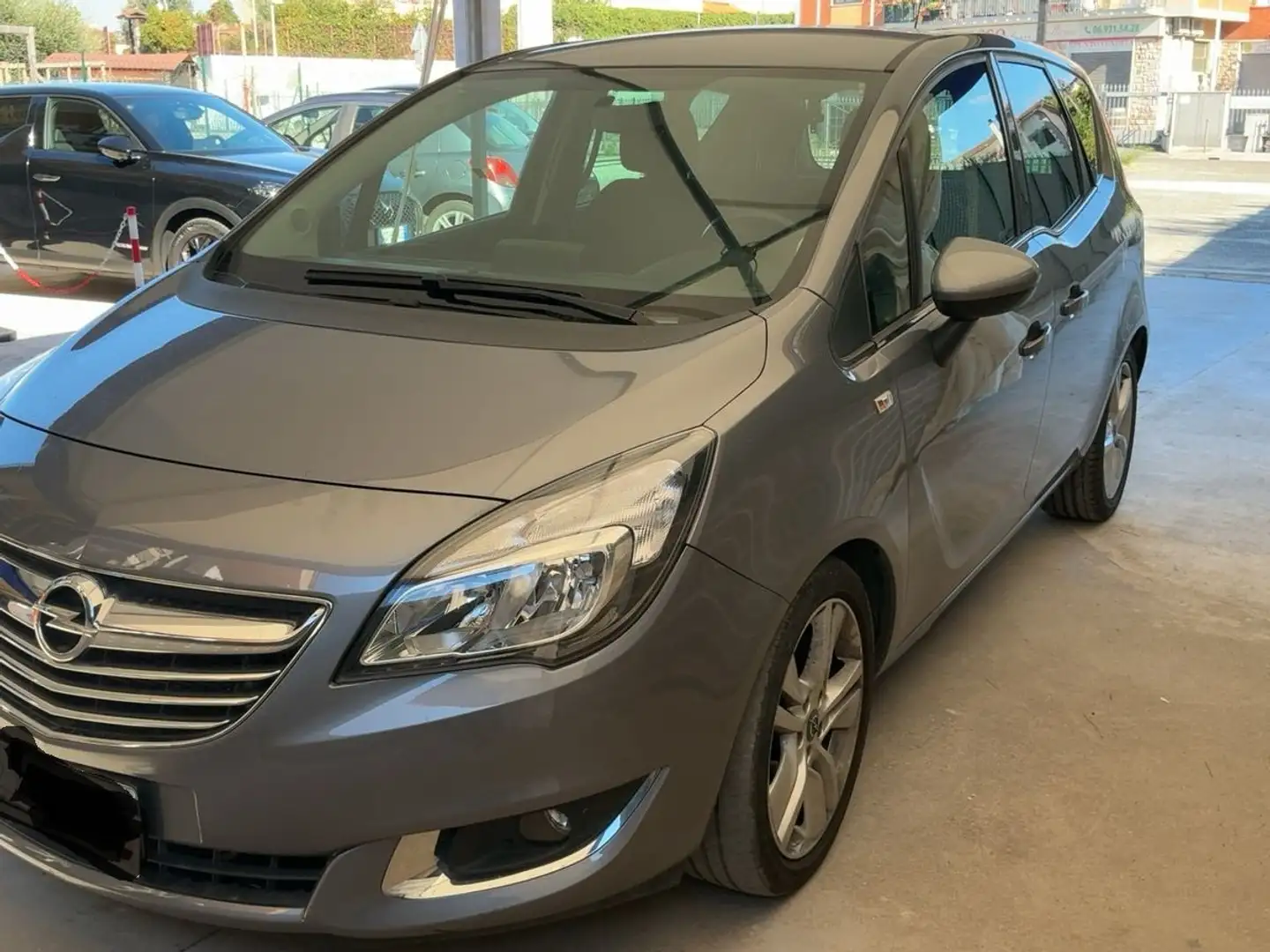Opel Meriva Meriva II 2017 1.6 cdti Innovation (cosmo) s Gris - 1