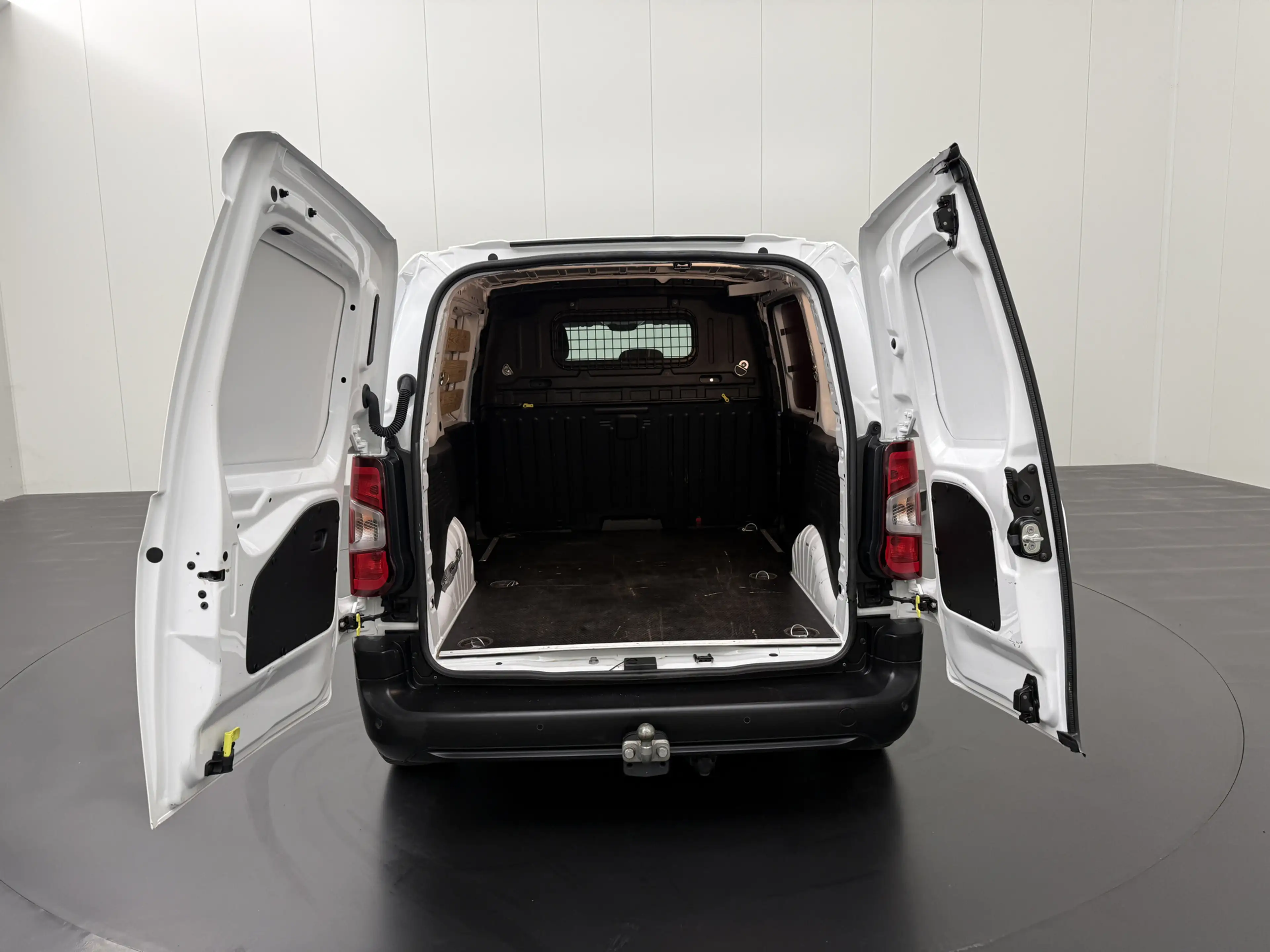 Citroen Berlingo 1.5BlueHDI Club | 3-Zits | Navigatie | Multimedia — photo 4