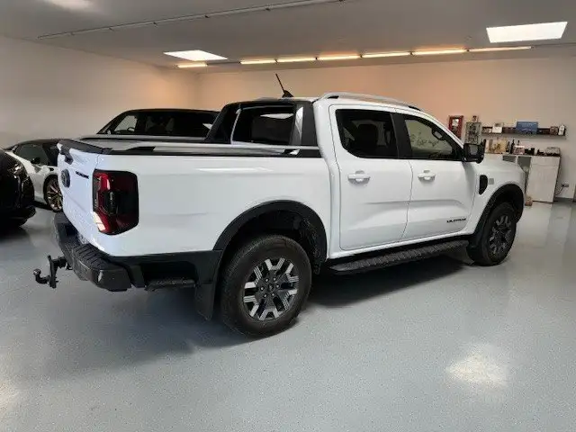 Ford Ranger Plug-in-Hybrid Wildtrak e-4WD Doppelkabine Ansicht 6