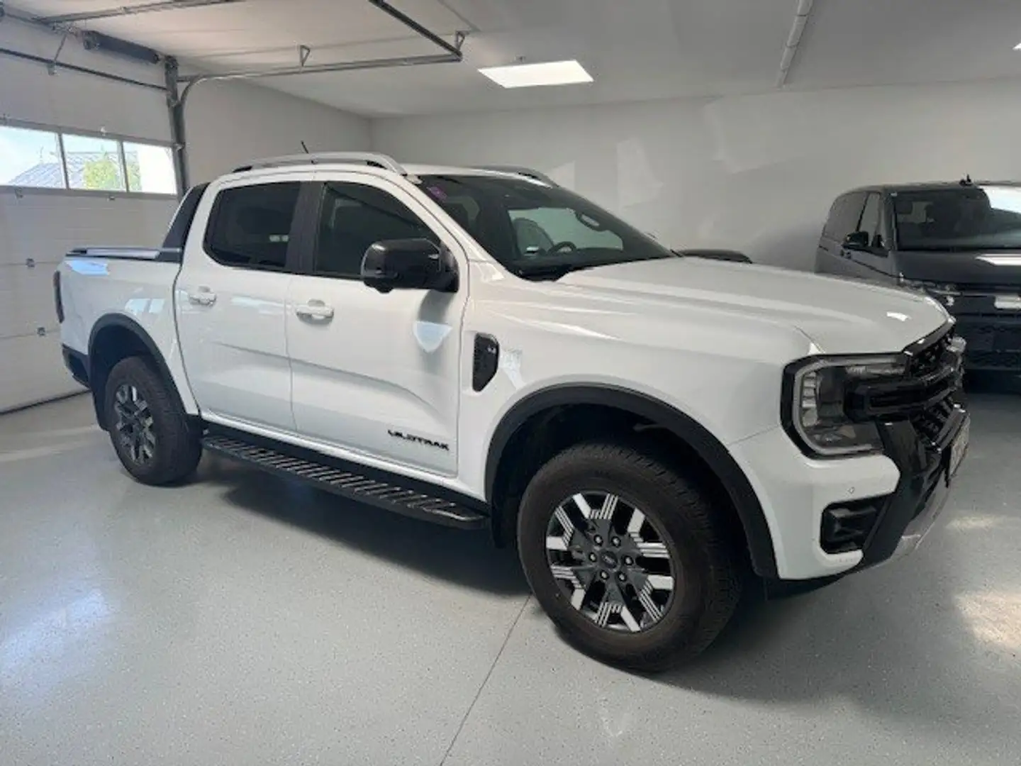 Ford Ranger Plug-in-Hybrid Wildtrak e-4WD Doppelkabine Weiß - 2
