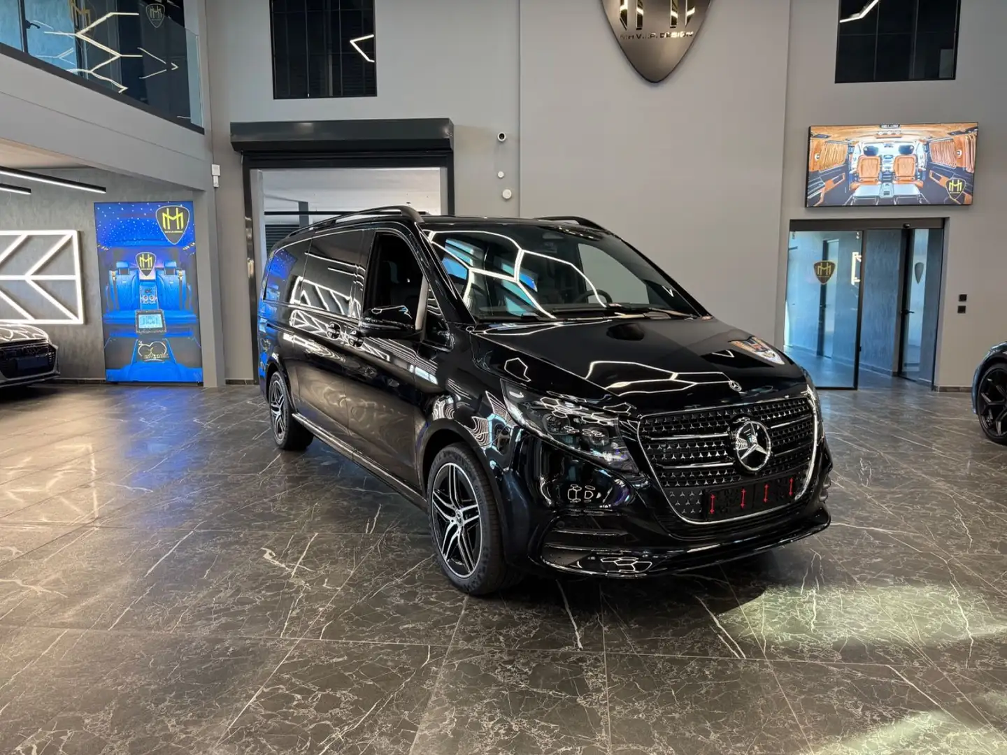 Mercedes-Benz V 300 Facelift Luxury-seats 2025 extra Long Schwarz - 2