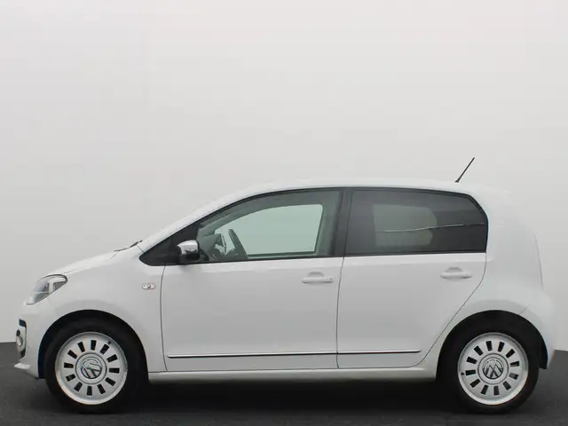 Volkswagen Up! view 2