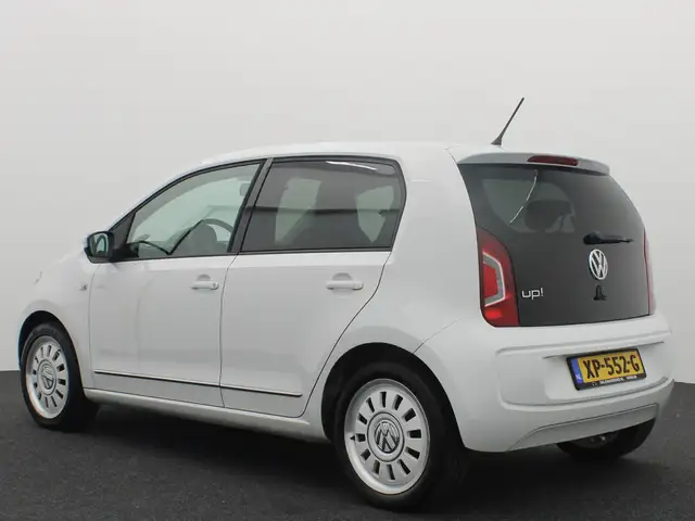 Volkswagen Up! view 3