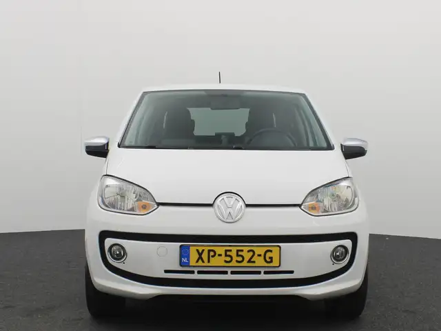 Volkswagen Up! view 17
