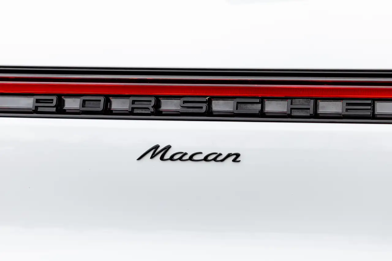Porsche Macan снимка Porsche Macan