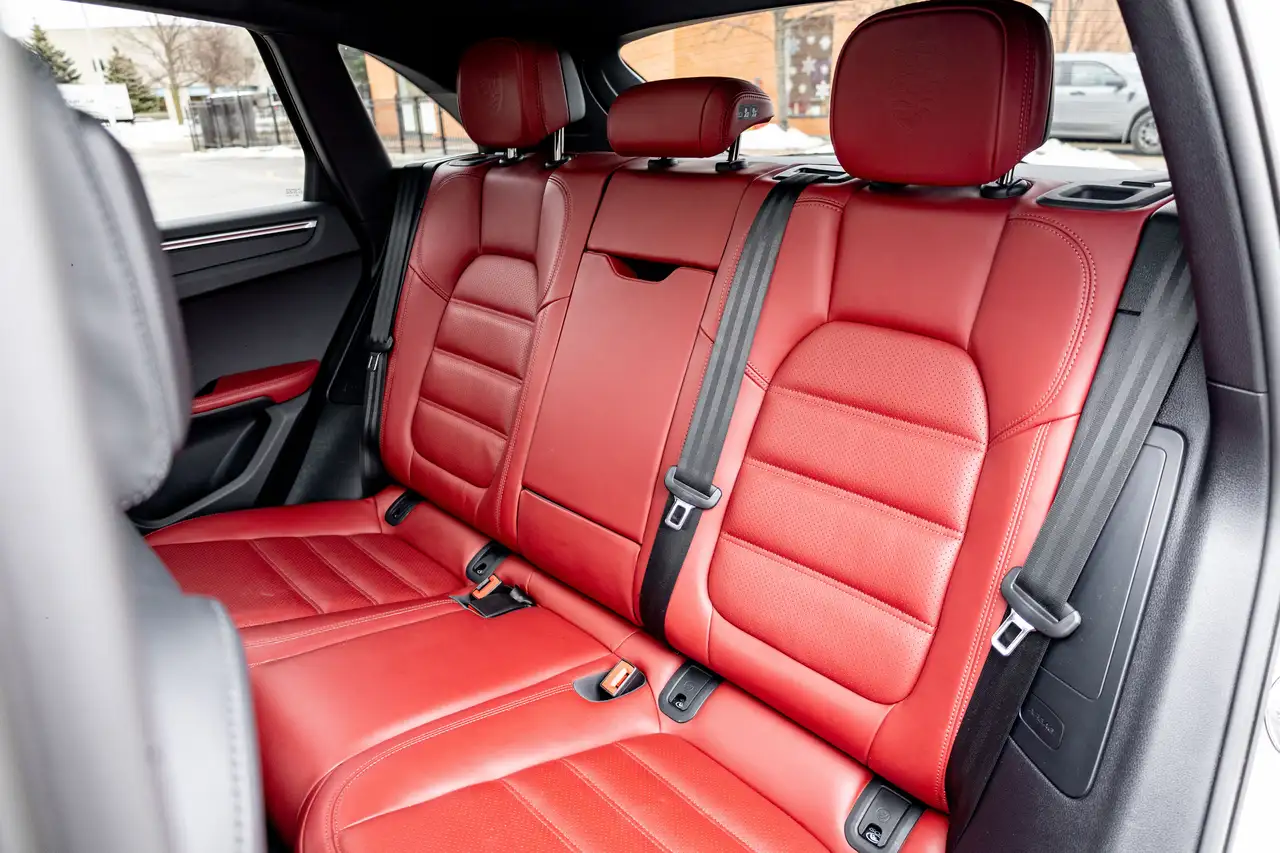 Porsche Macan снимка Porsche Macan
