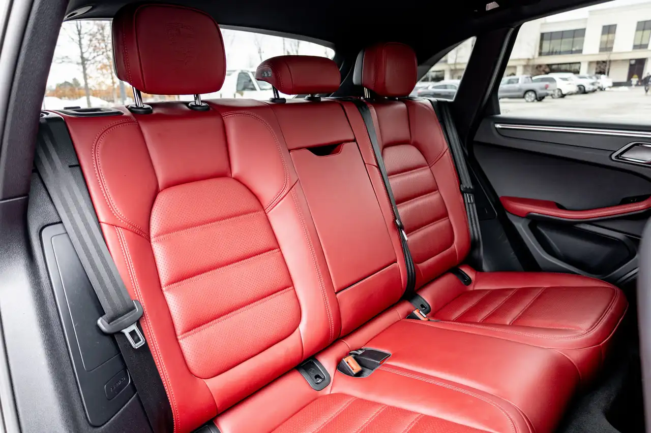 Porsche Macan снимка Porsche Macan