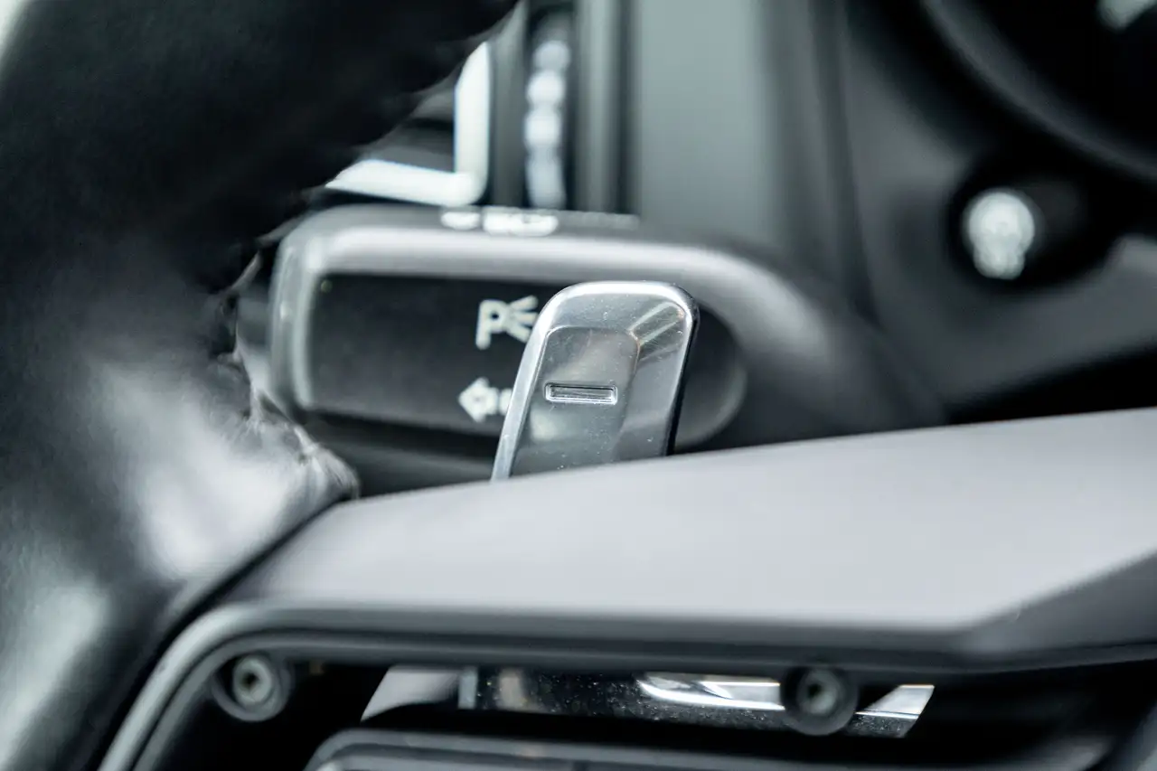Porsche Macan снимка Porsche Macan