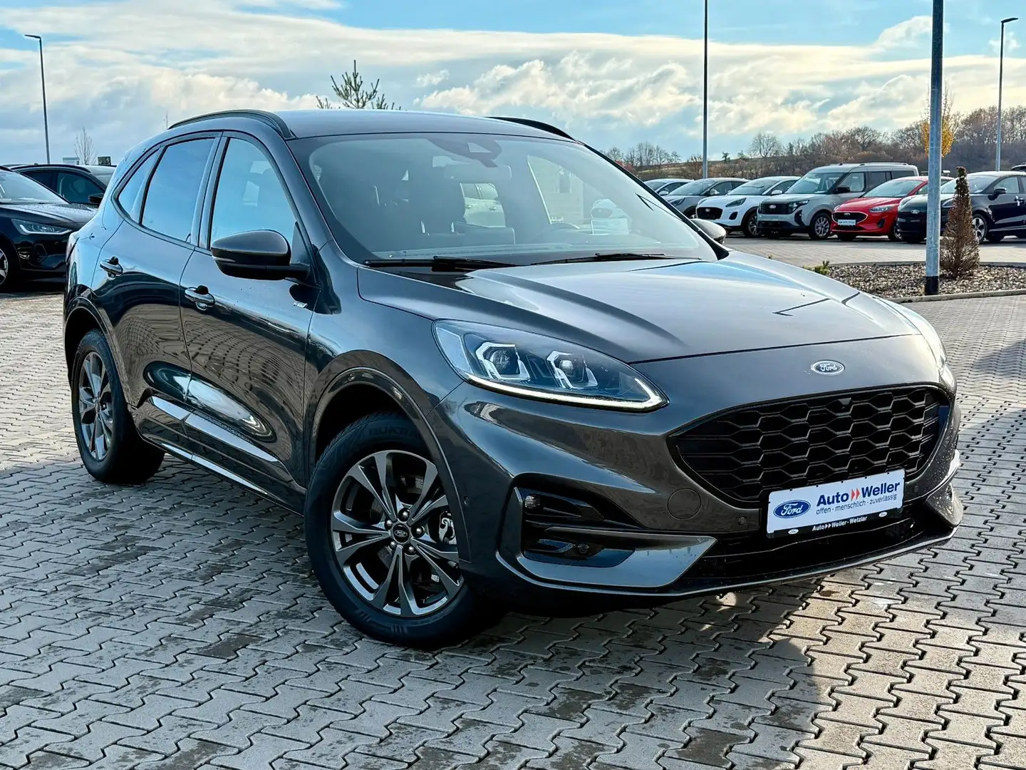 Ford Kuga Plug-In Hybrid ST-Line X AHK LED B&O Grau - 2