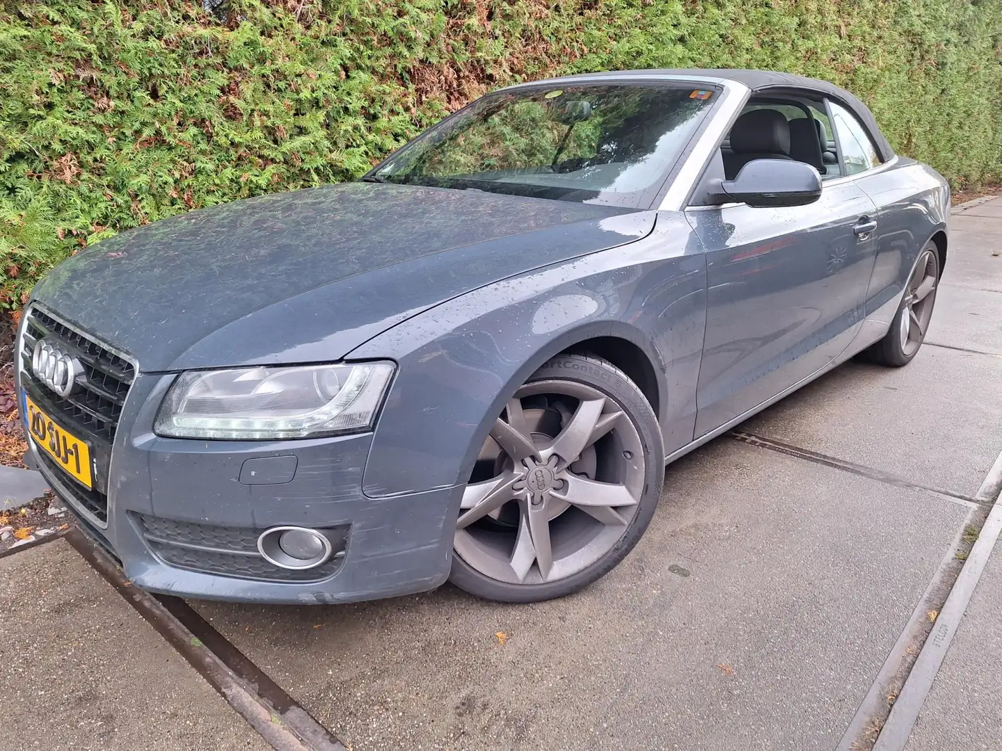 Audi A5 Cabriolet 3.0 TDI quattro Pro Line Grijs - 2