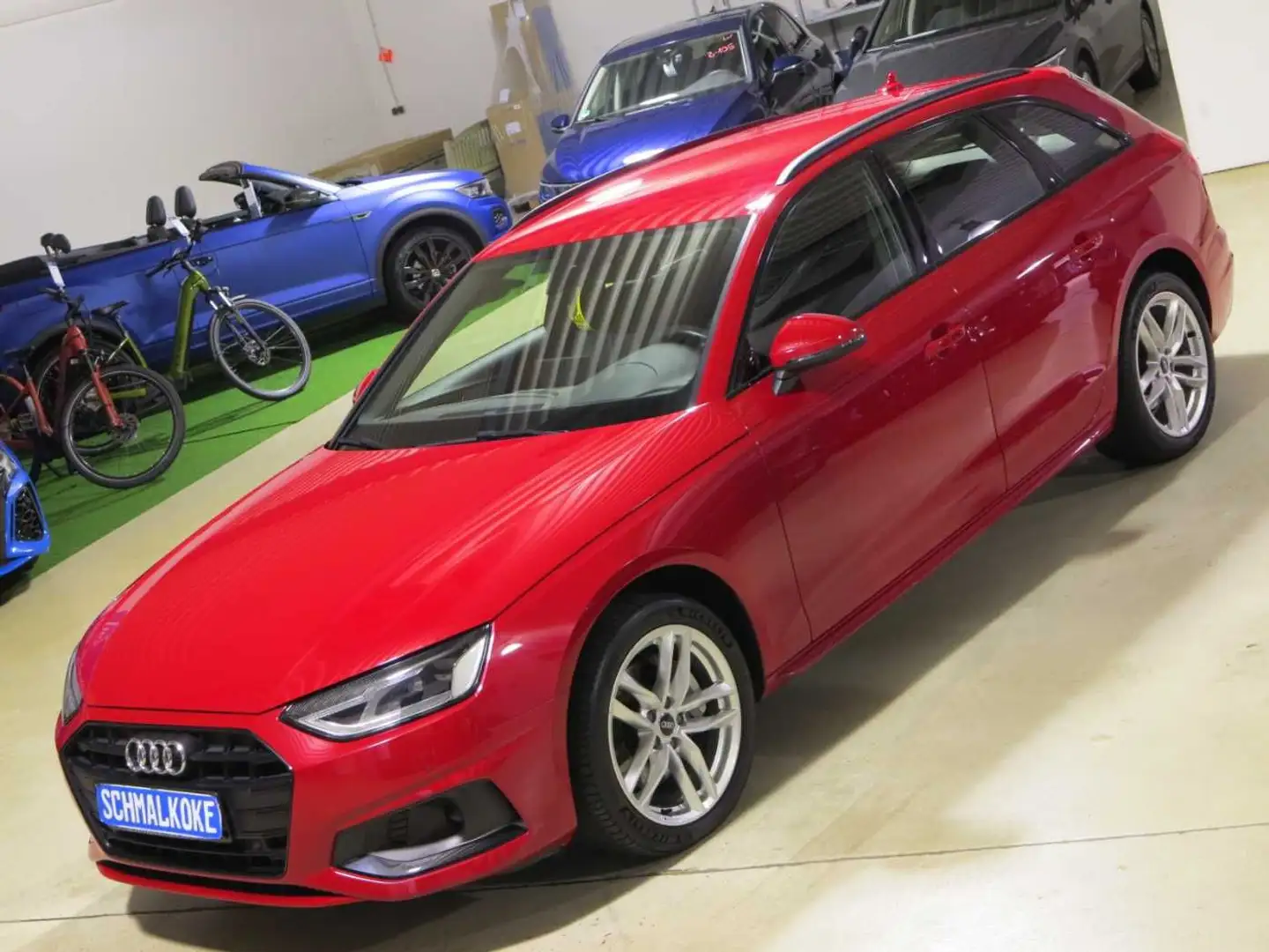Audi A4 Avant 40 TDI2.0 SCR S tronic advanced AHK Nav Rood - 2