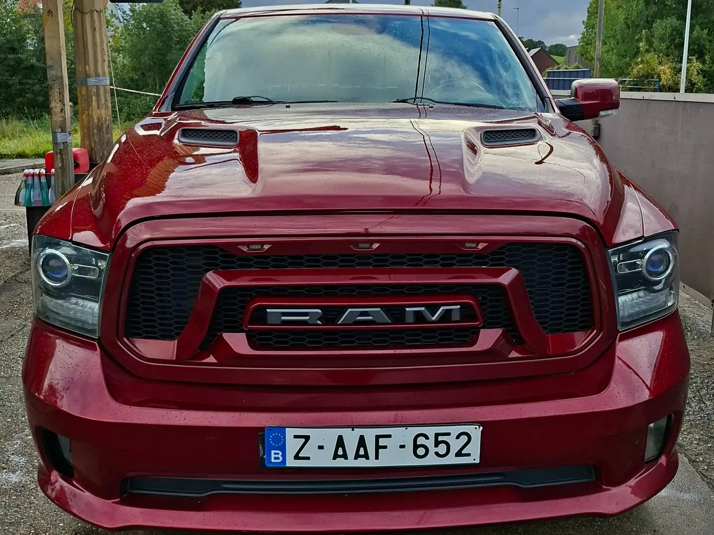 RAM 1500 sport Rouge - 1