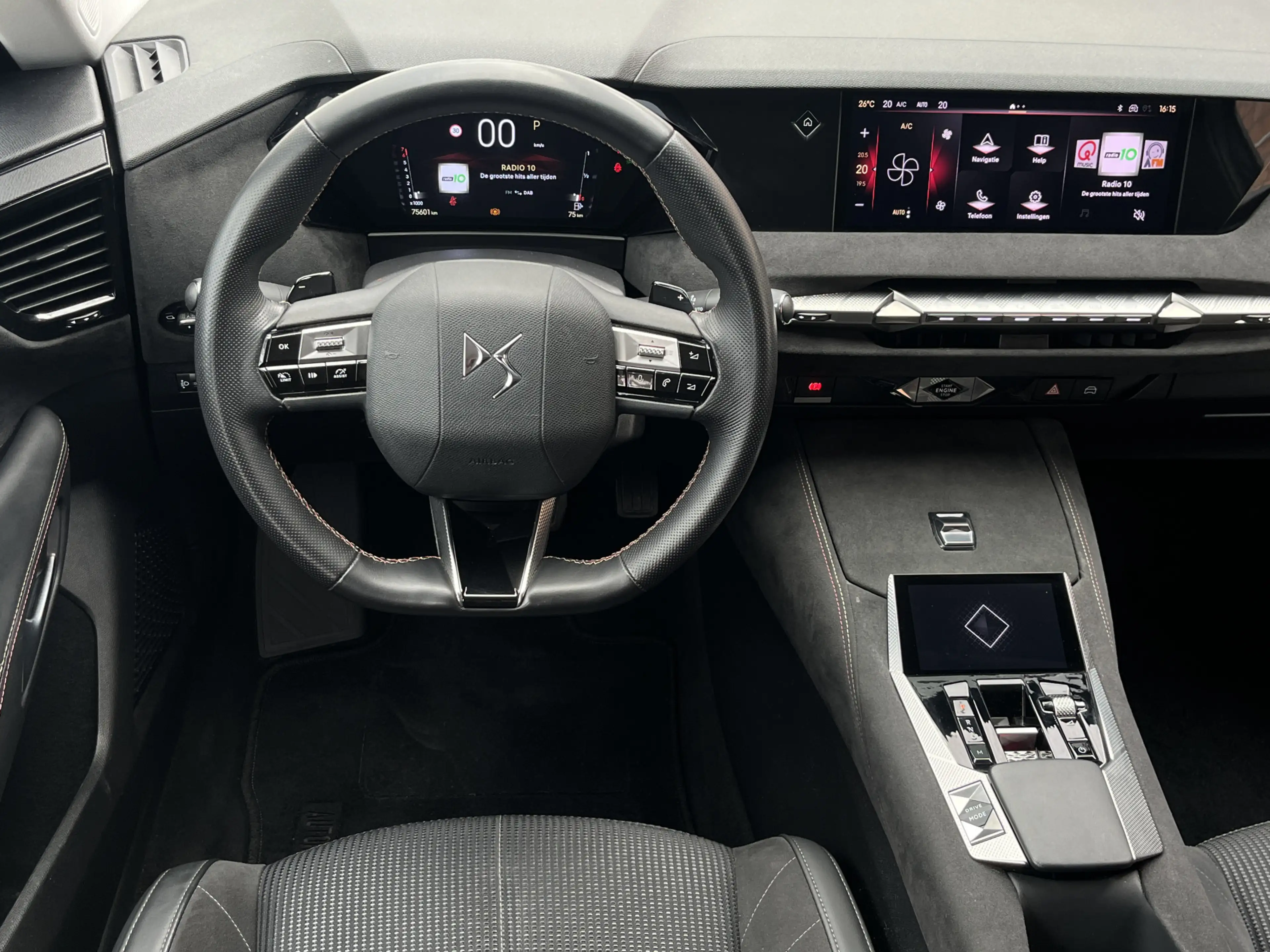 DS Automobiles DS 4 PureTech 130 Performance Line+ | Carplay/Android A — photo 9