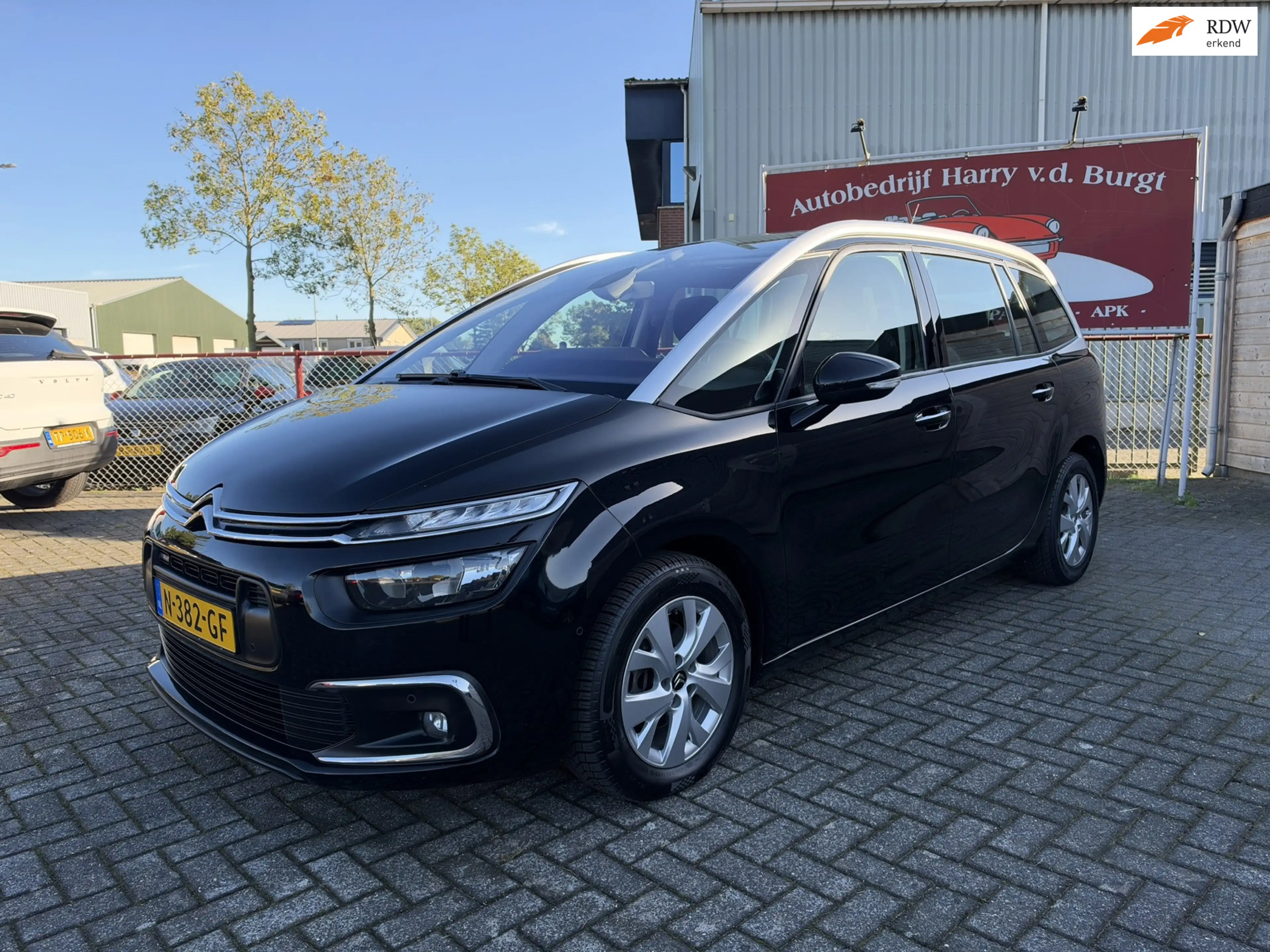 Citroen Grand C4 Picasso 1.2 PureTech Feel | Automaat | Trekhaak | Camera |