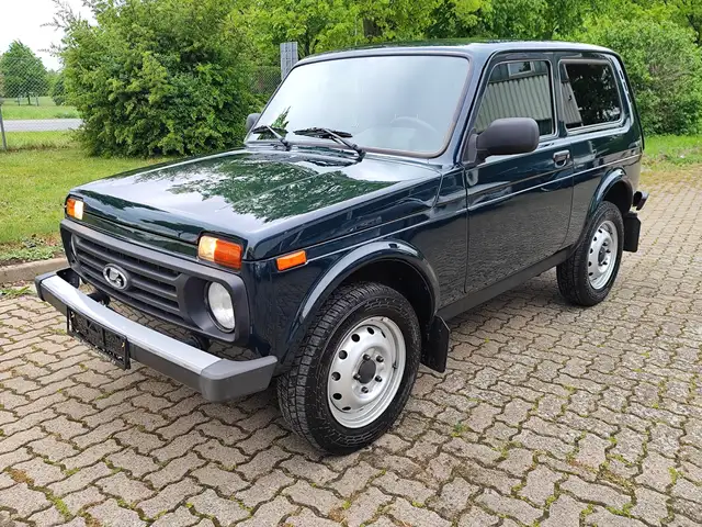 Lada Taiga Basis 4x4