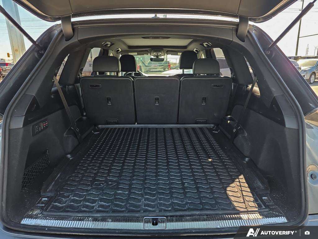 2021 Audi Q7 thumb 19