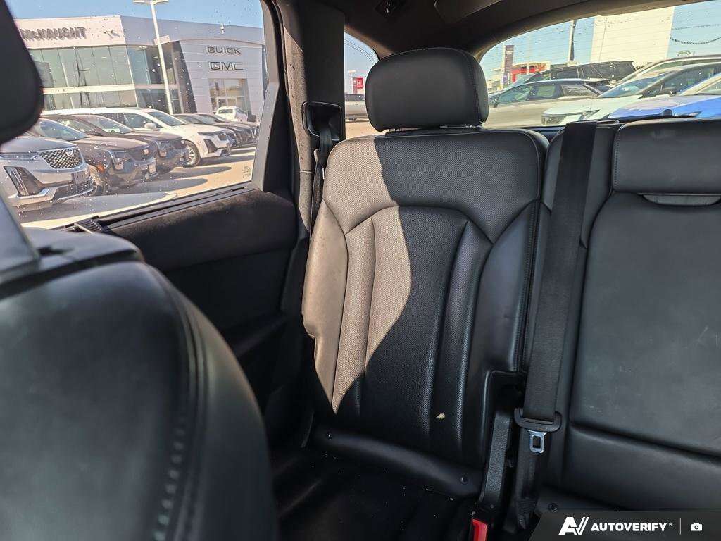 2021 Audi Q7 thumb 12