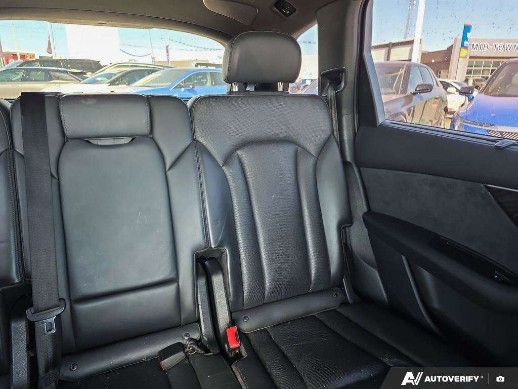2021 Audi Q7 thumb 14