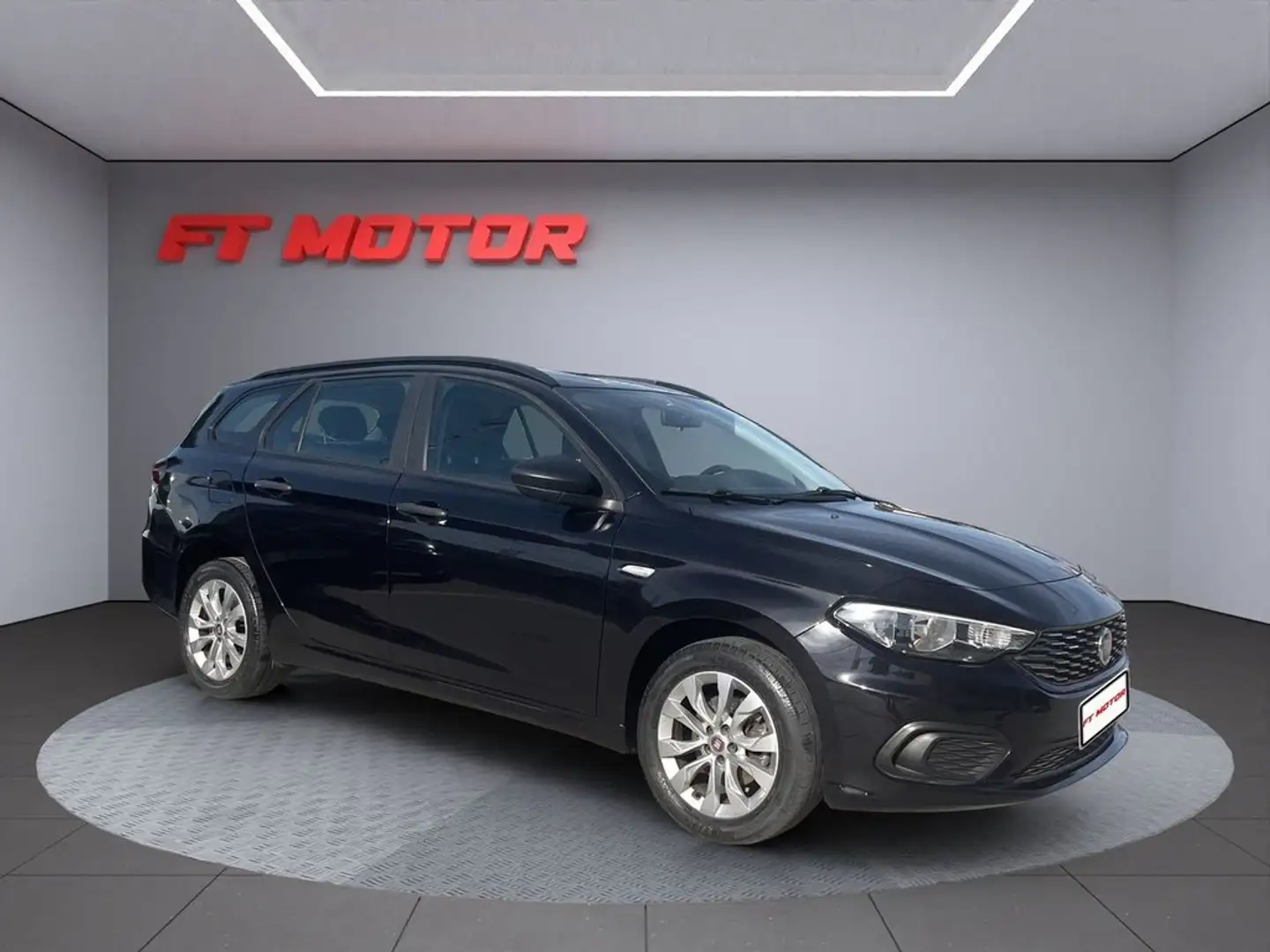 Fiat Tipo 1.4 Easy 88kW 120CV gasolinaGLP SW Negro - 1
